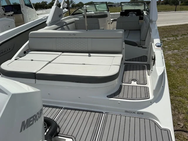 2022 Sea Ray 270 SD OB Image Thumbnail #13