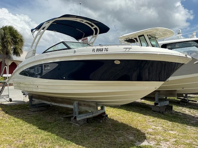 2022 Sea Ray 270 SD OB Image Thumbnail #1