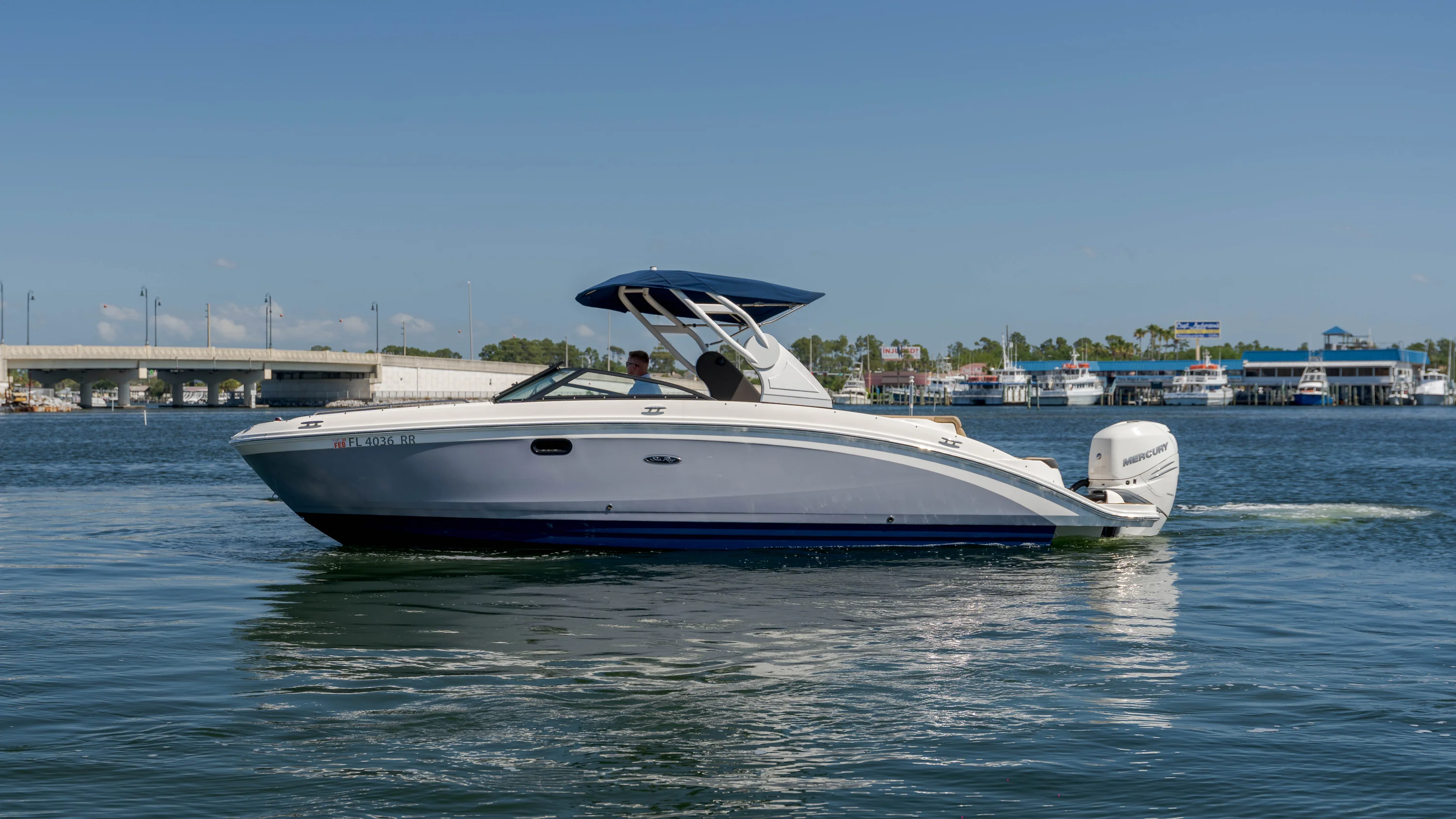 2018 Sea Ray 270 SDX OB Image Thumbnail #0