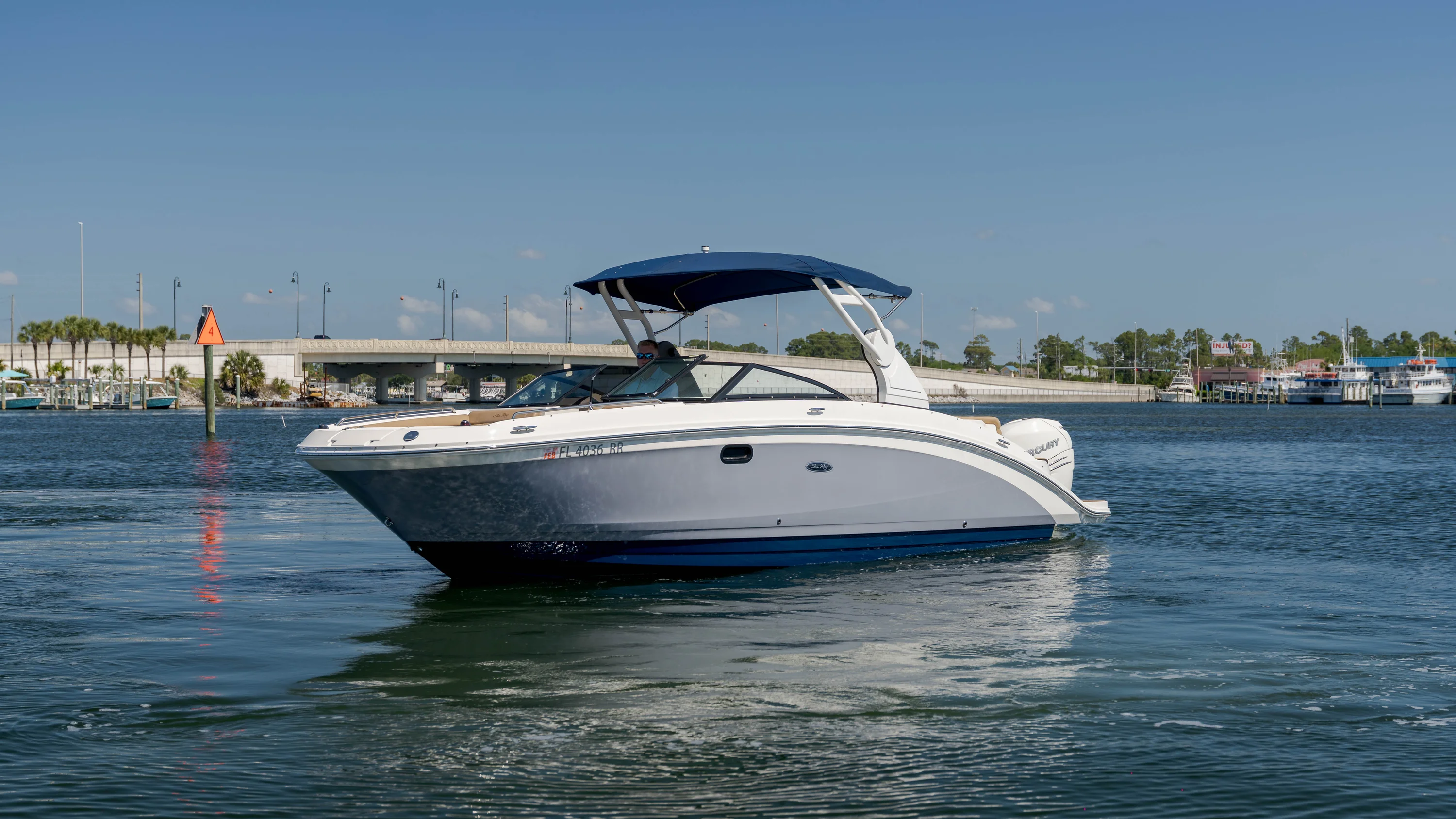 2018 Sea Ray 270 SDX OB Image Thumbnail #8
