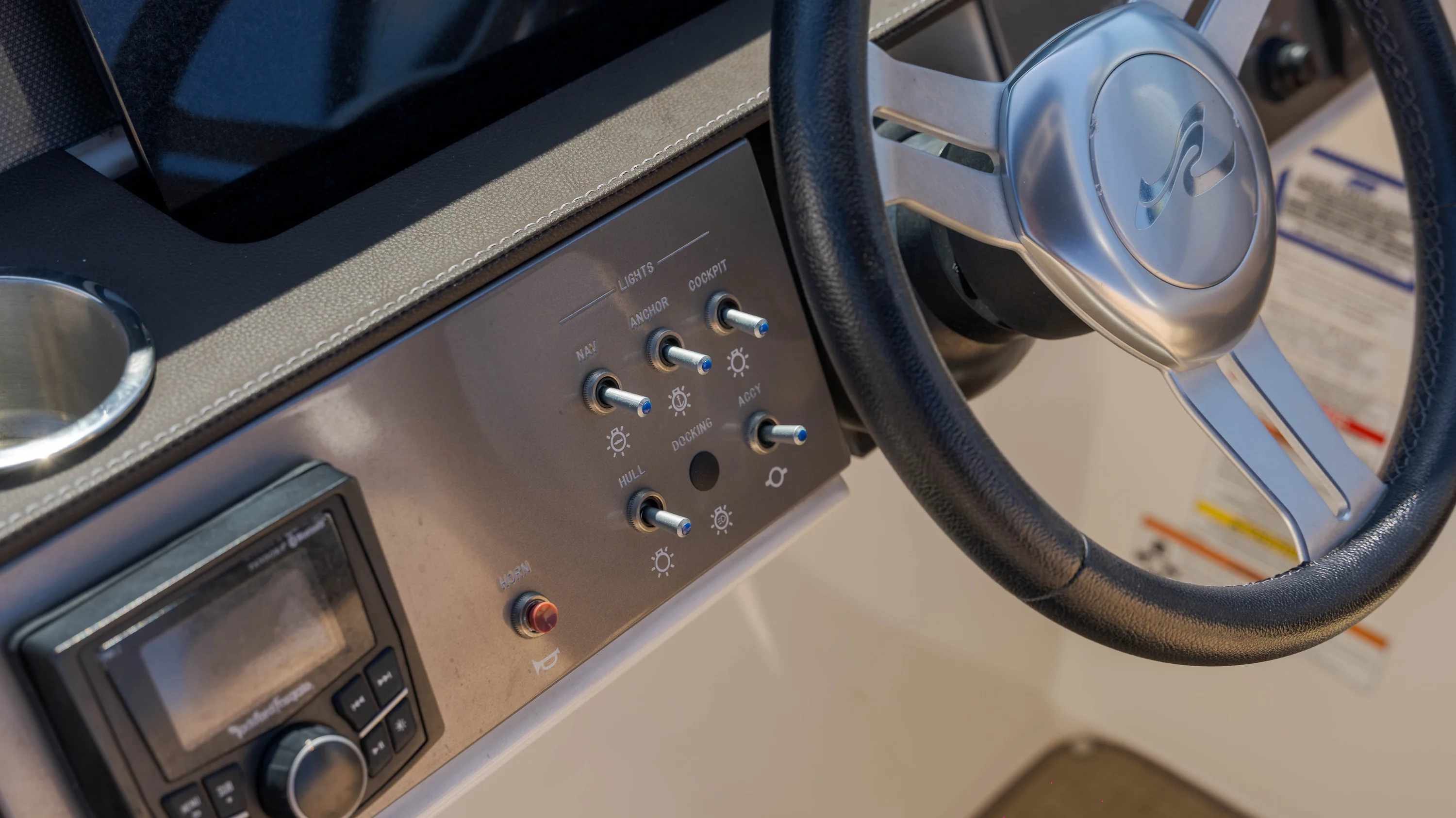 2018 Sea Ray 270 SDX OB Image Thumbnail #17