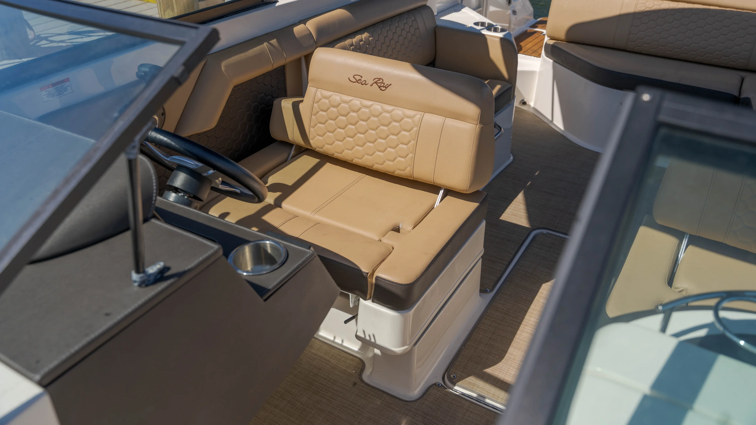 2018 Sea Ray 270 SDX OB Image Thumbnail #21