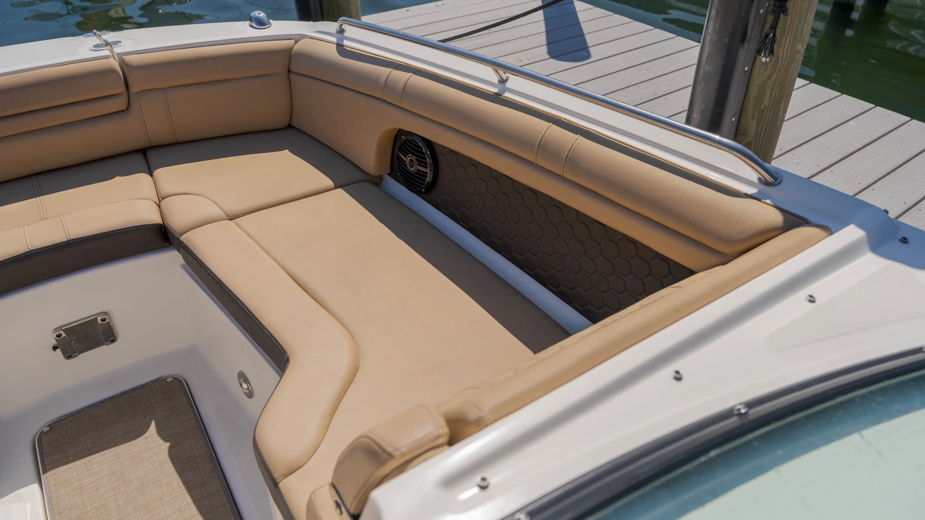 2018 Sea Ray 270 SDX OB Image Thumbnail #12