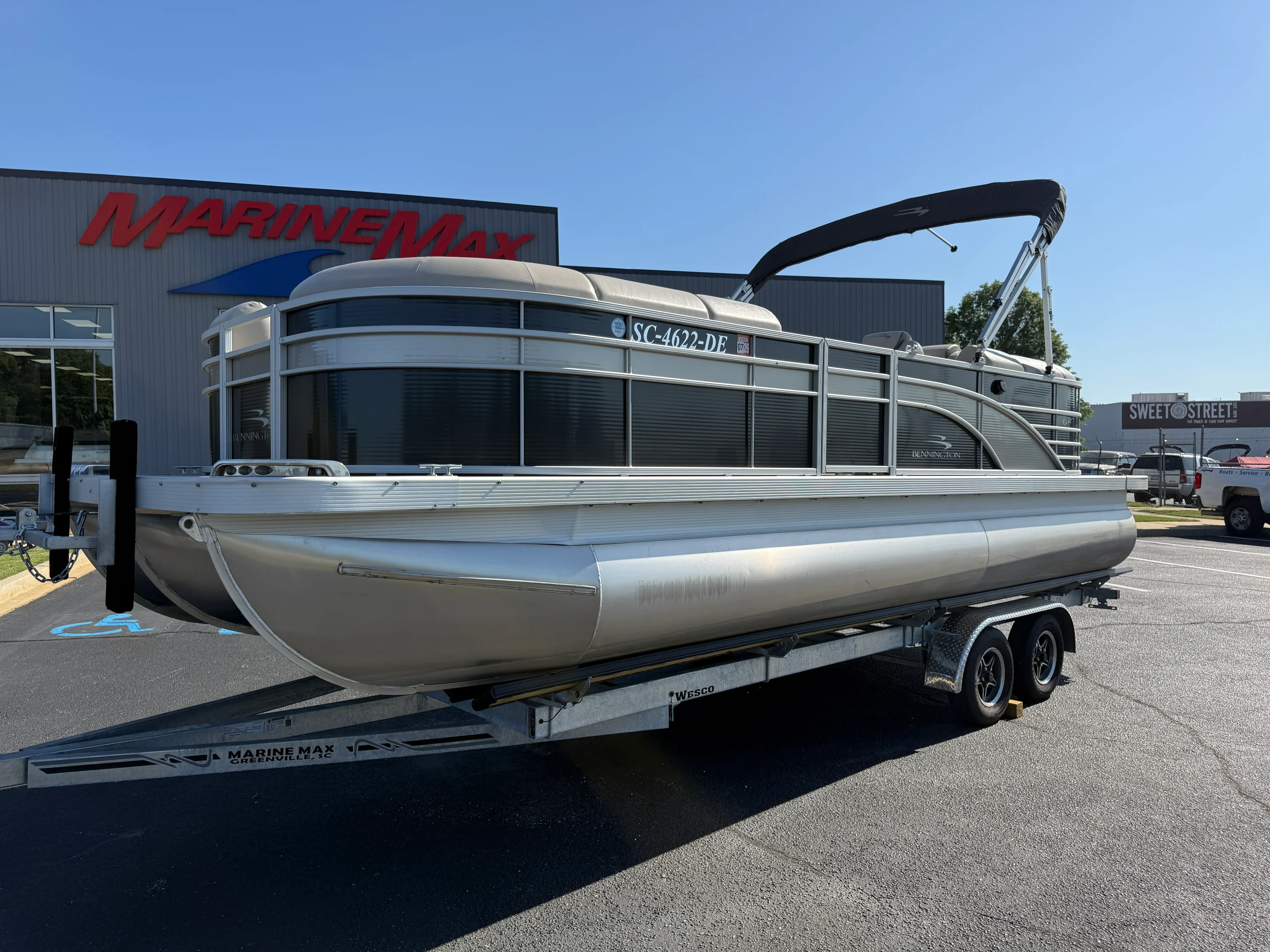 2016 Bennington 2250 GSR Image Thumbnail #1