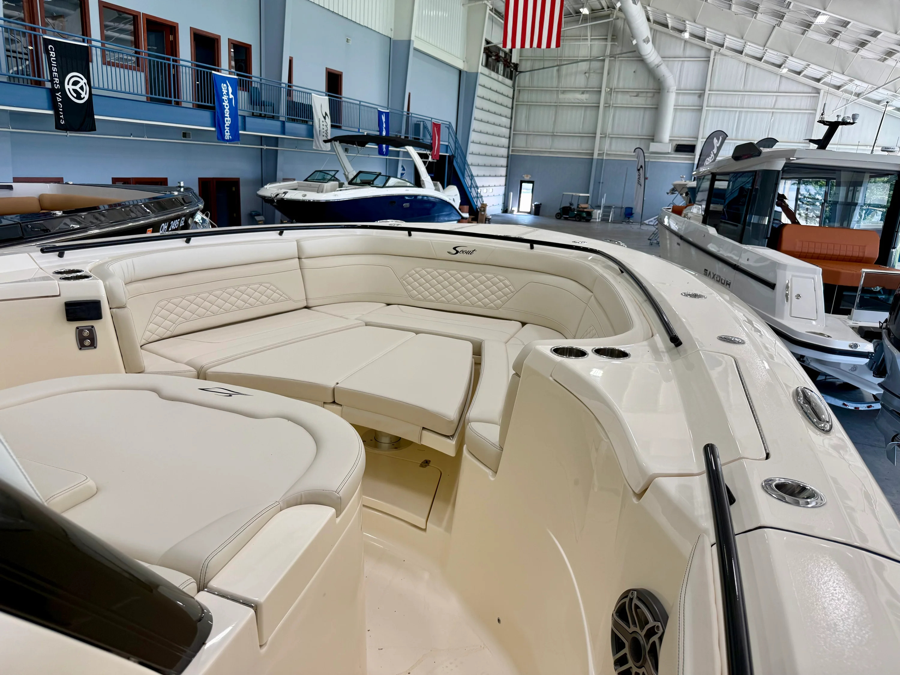 2027 Scout 330 LXF Image Thumbnail #16