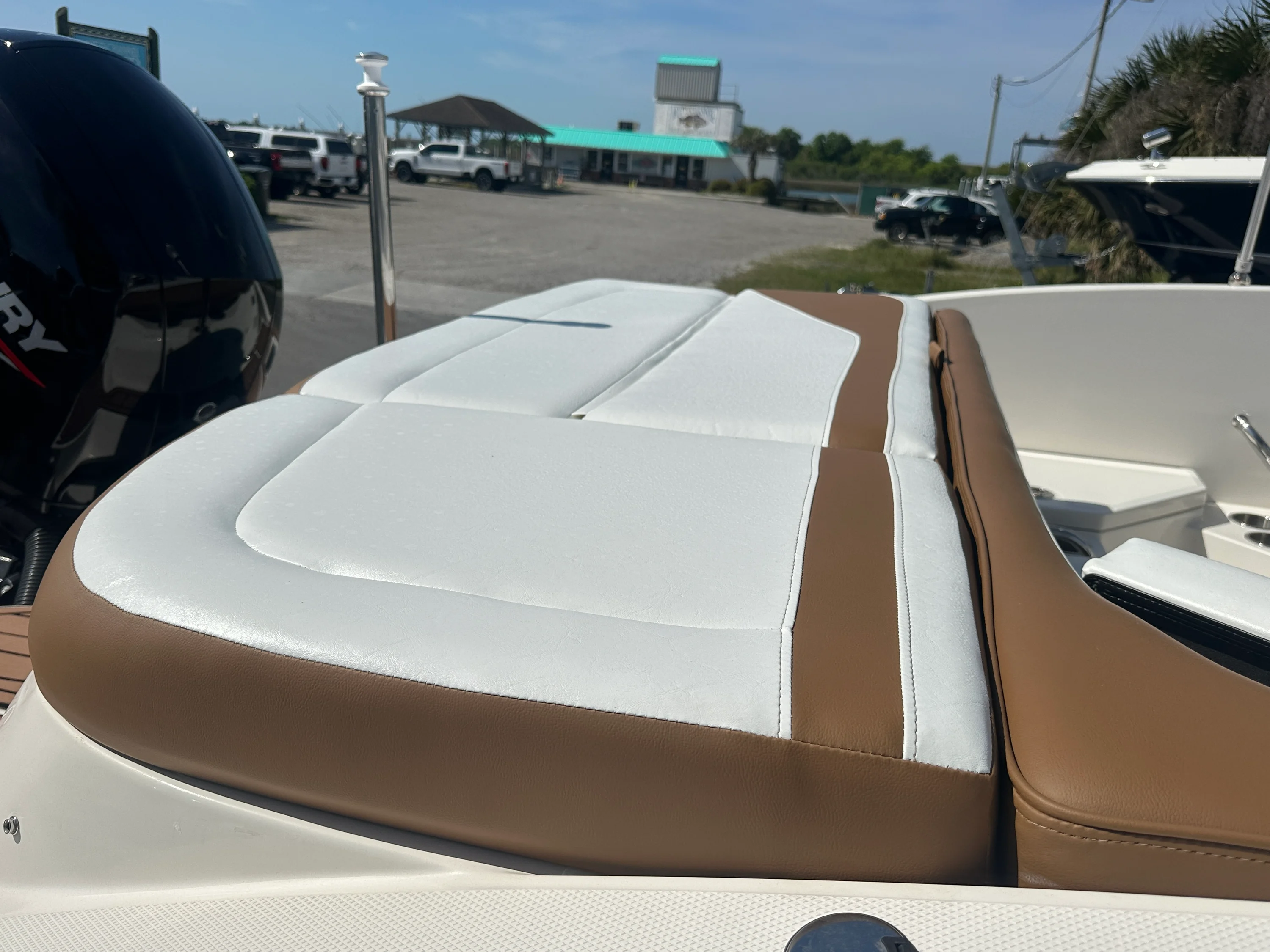 2018 Sea Ray 210 SPX OB Image Thumbnail #14