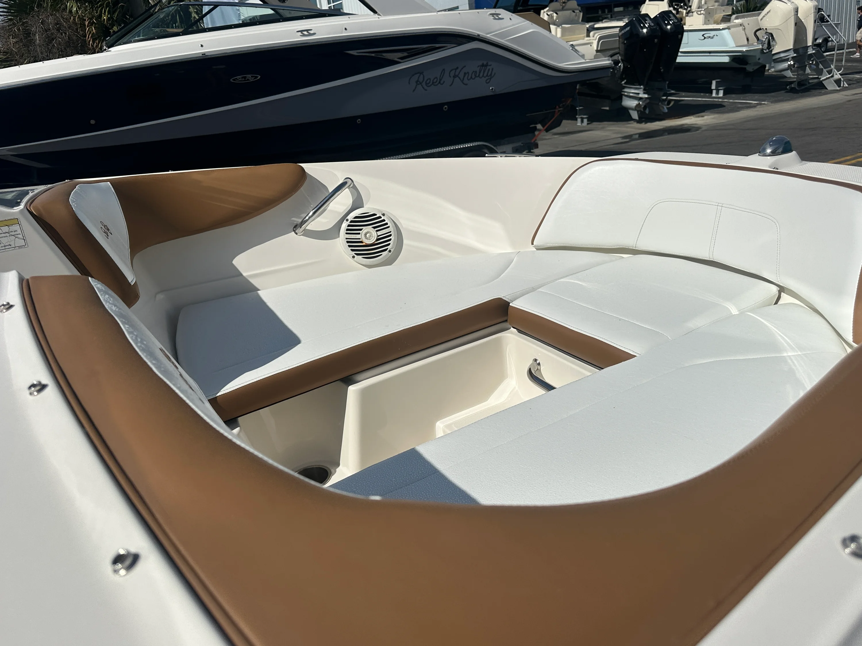 2018 Sea Ray 210 SPX OB Image Thumbnail #18