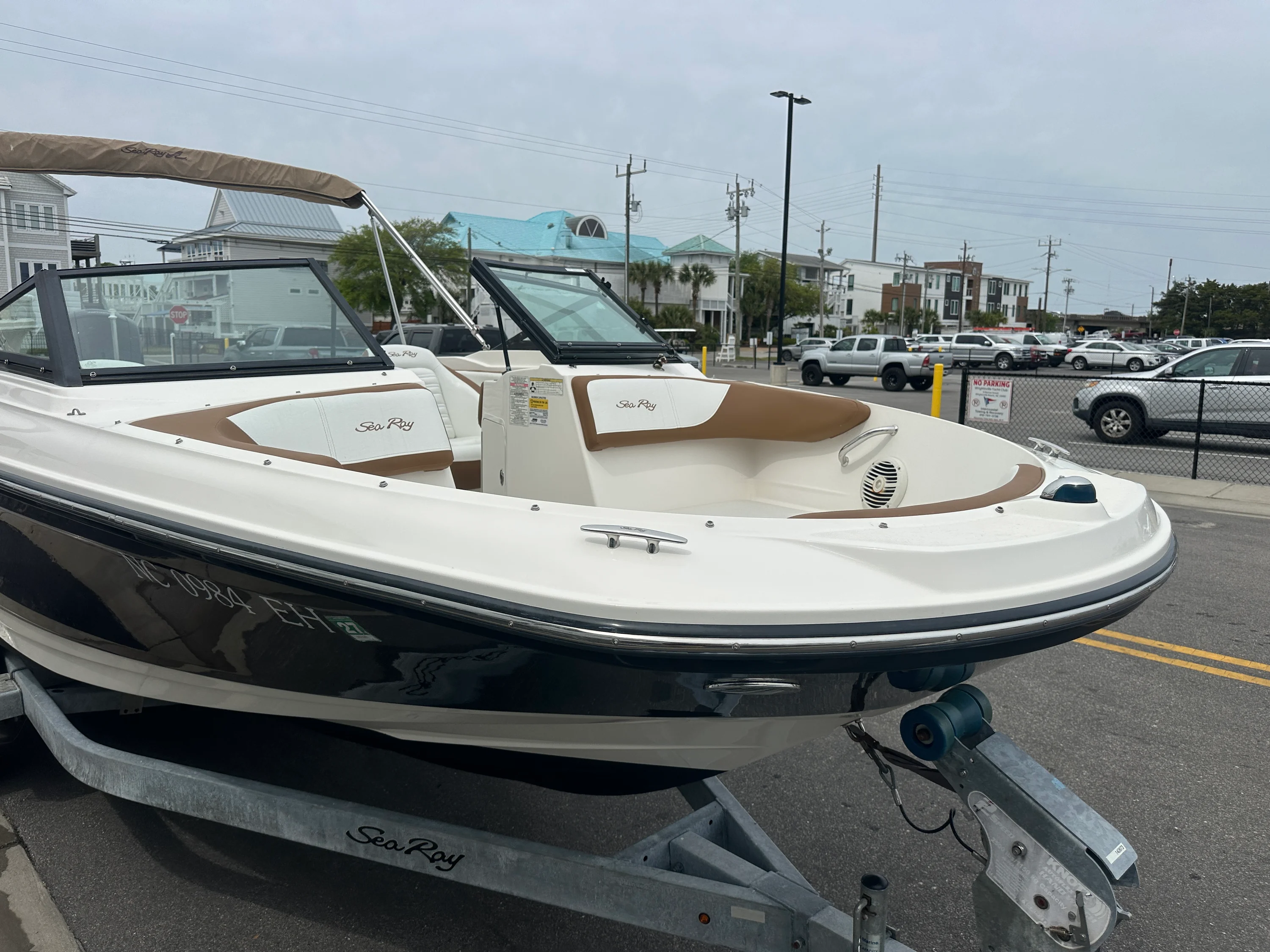 2018 Sea Ray 210 SPX OB Image Thumbnail #8