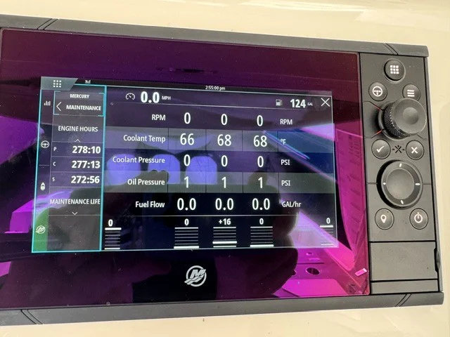 2021 Boston Whaler 350 REALM Image Thumbnail #11