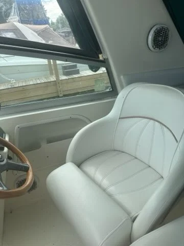 1998 Sea Ray 310 SUNDANCER Image Thumbnail #5