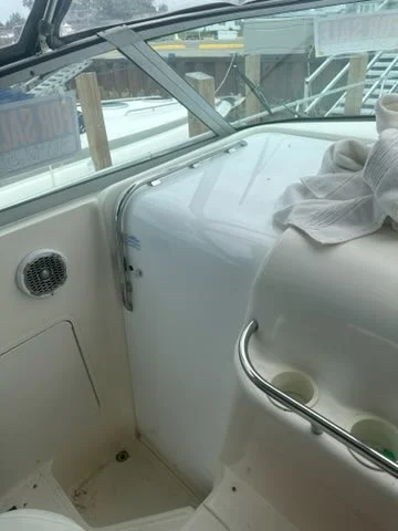 1998 Sea Ray 310 SUNDANCER Image Thumbnail #3