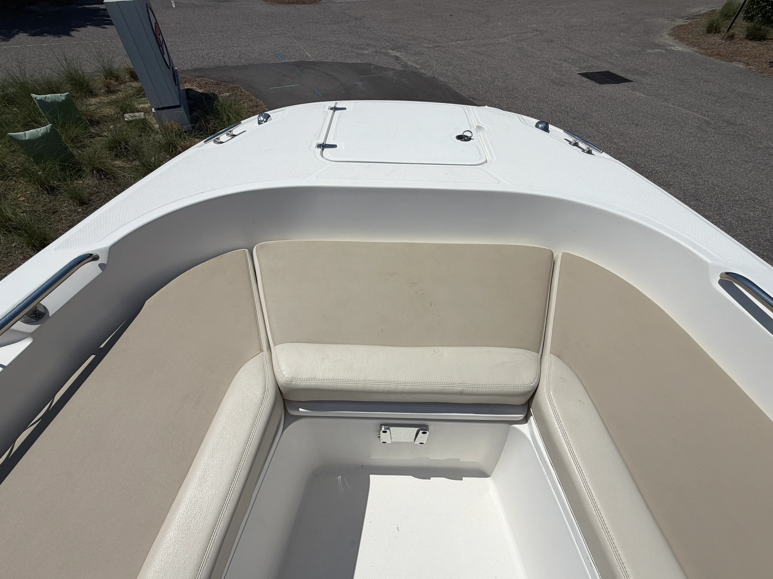 2017 Boston Whaler 270 DAUNTLESS Image Thumbnail #26