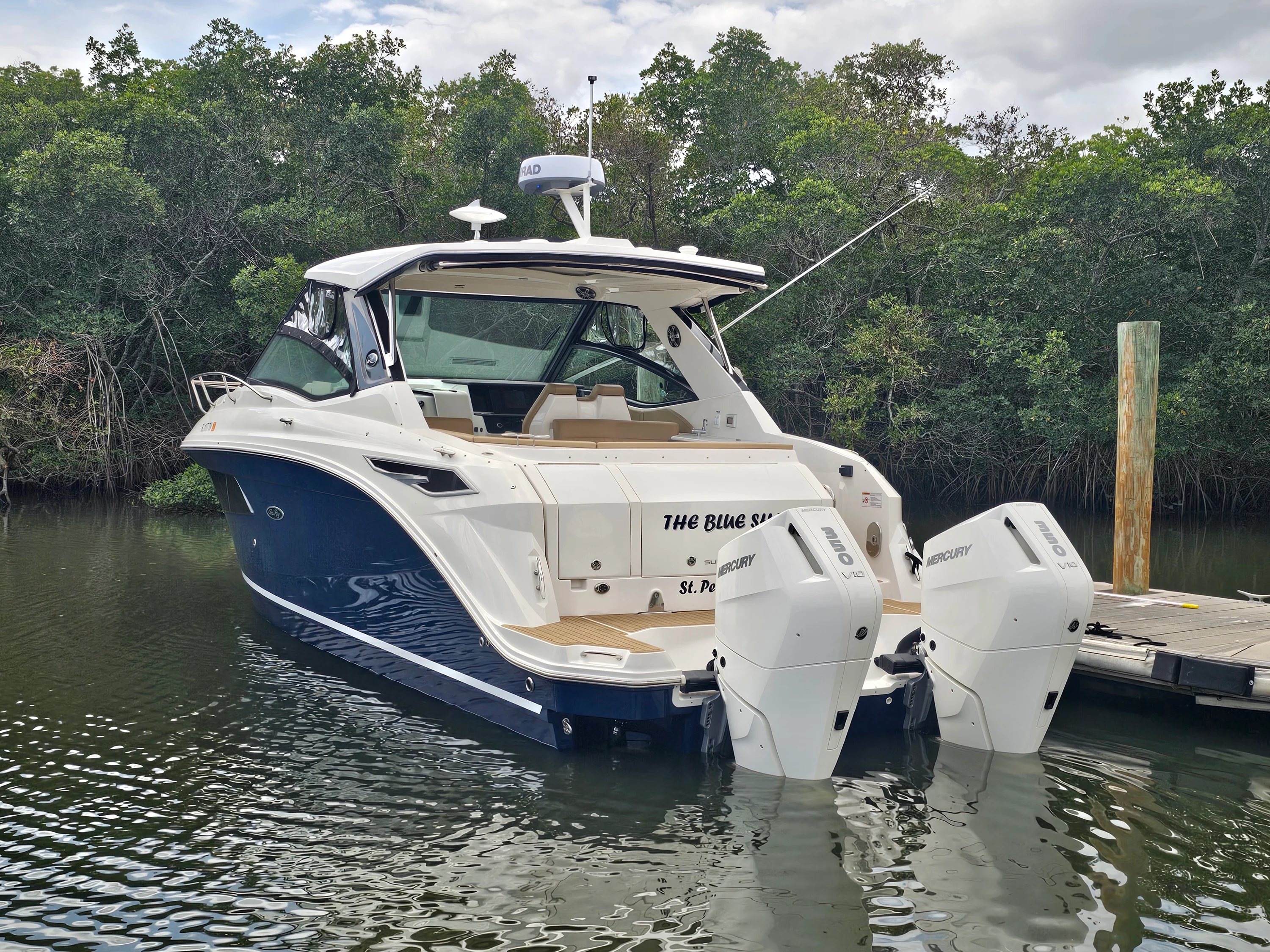 2024 Sea Ray SUNDANCER 320 OB Image Thumbnail #4