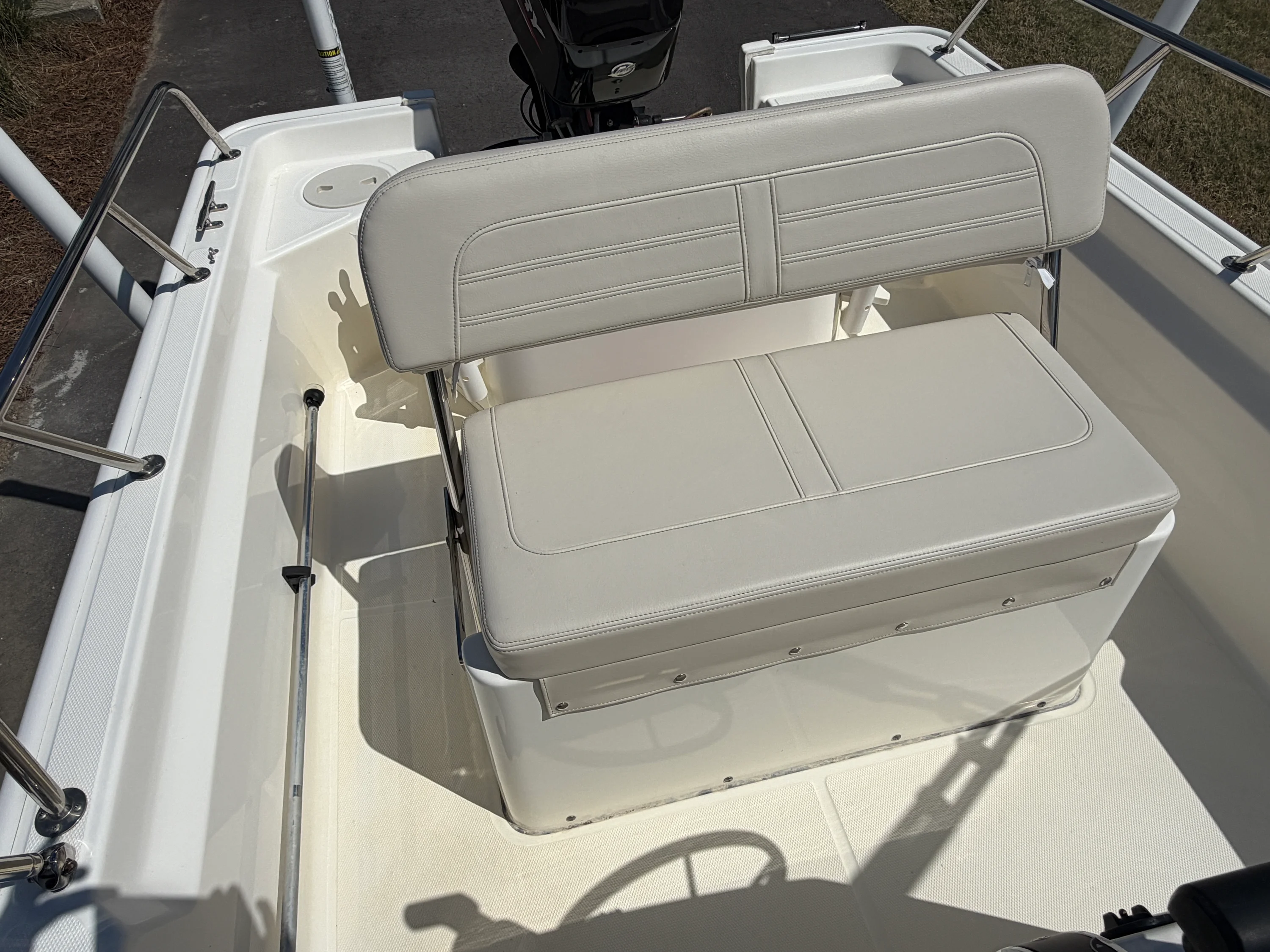 2024 Boston Whaler 150 MONTAUK Image Thumbnail #6