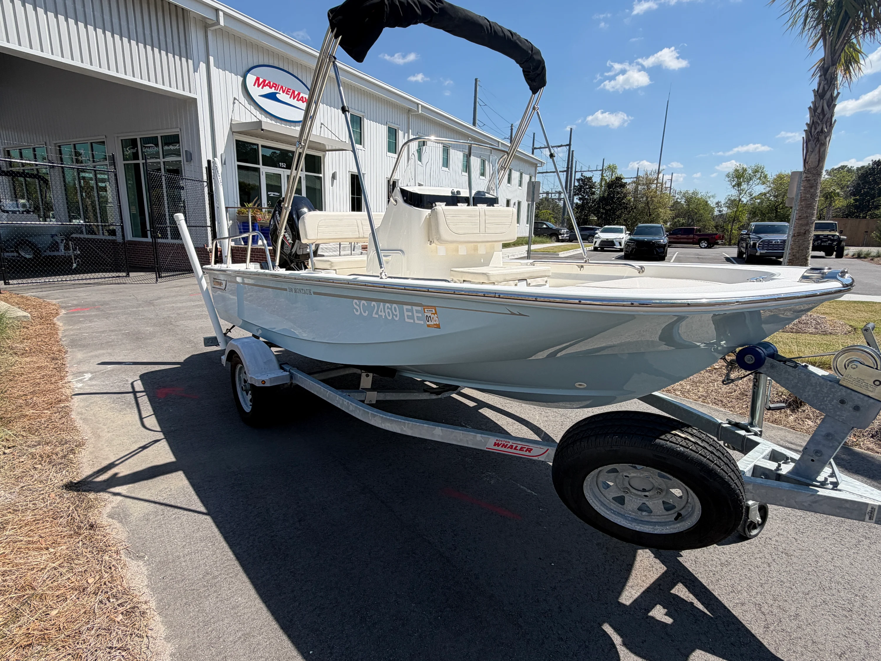 2024 Boston Whaler 150 MONTAUK Image Thumbnail #2