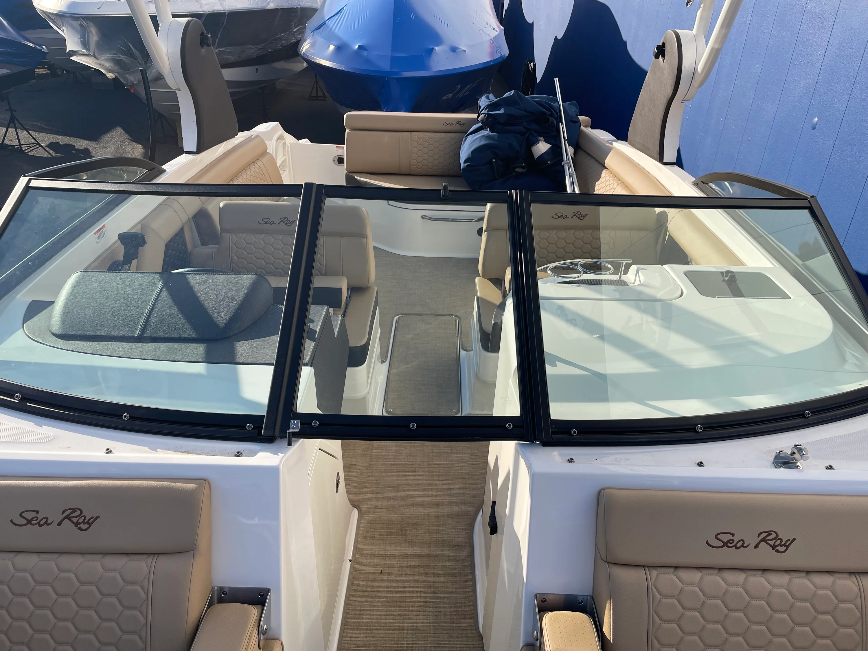 2018 Sea Ray 270 SUNDECK Image Thumbnail #9