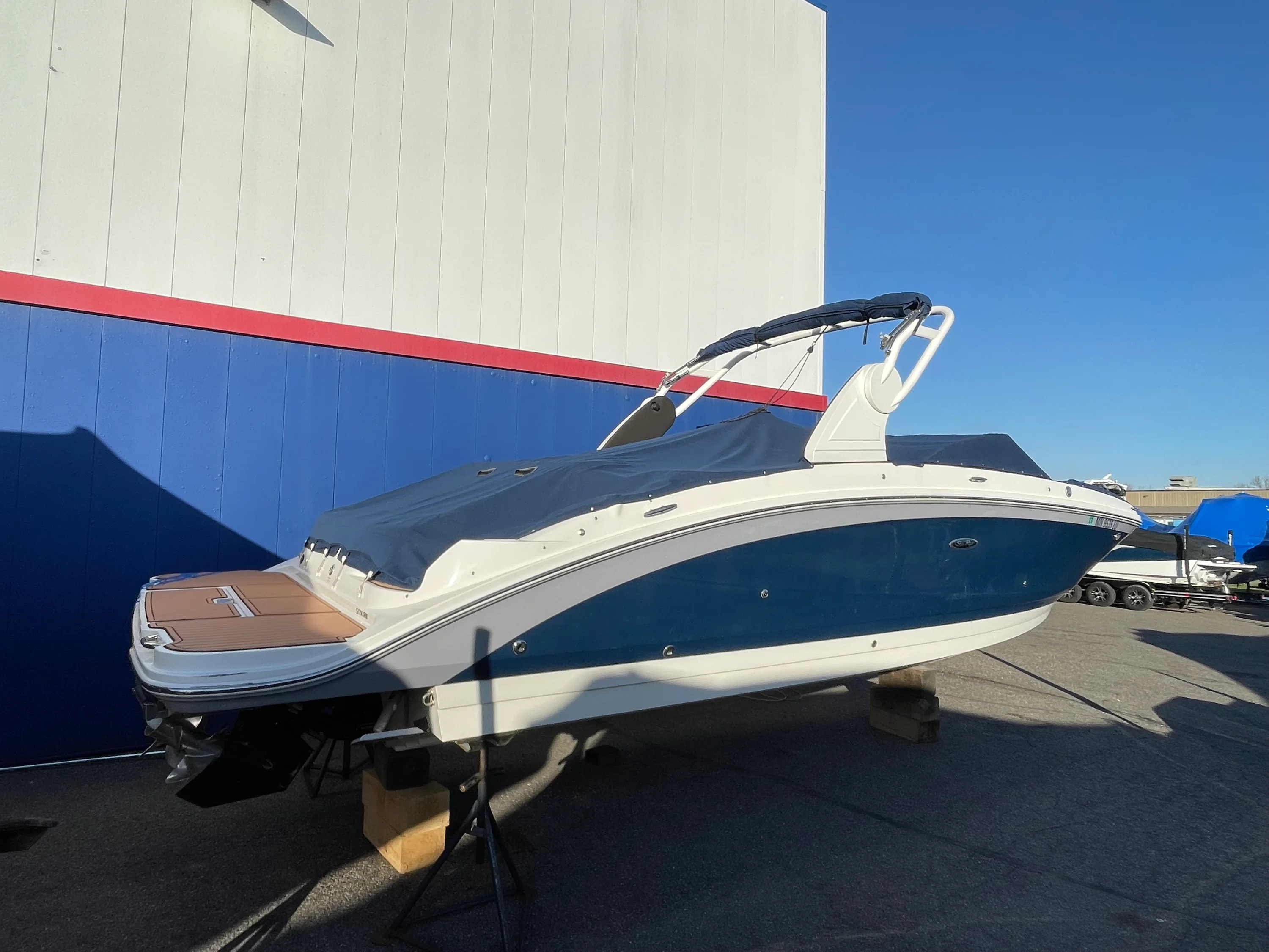 2018 Sea Ray 270 SUNDECK Image Thumbnail #0