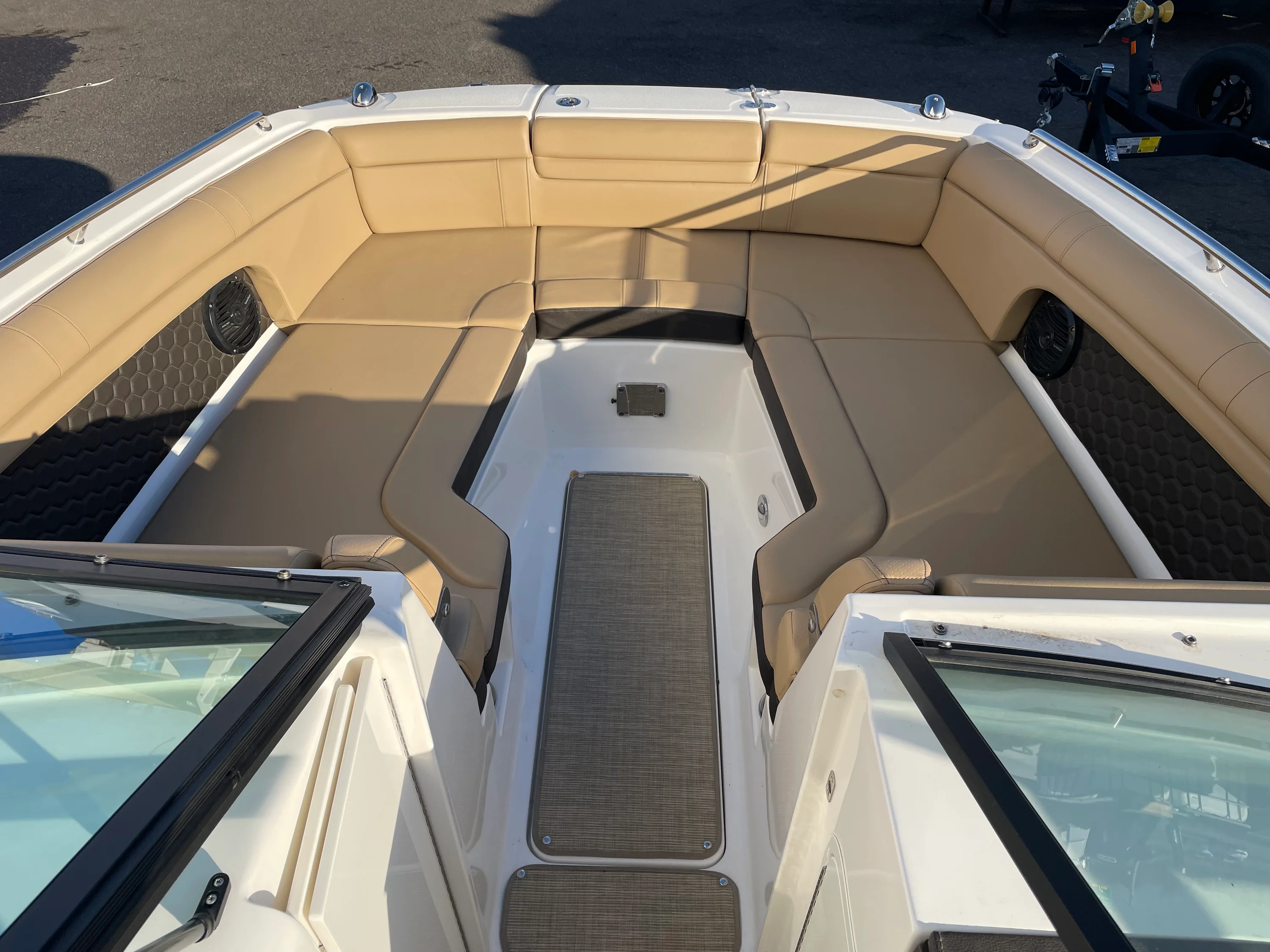 2018 Sea Ray 270 SUNDECK Image Thumbnail #3