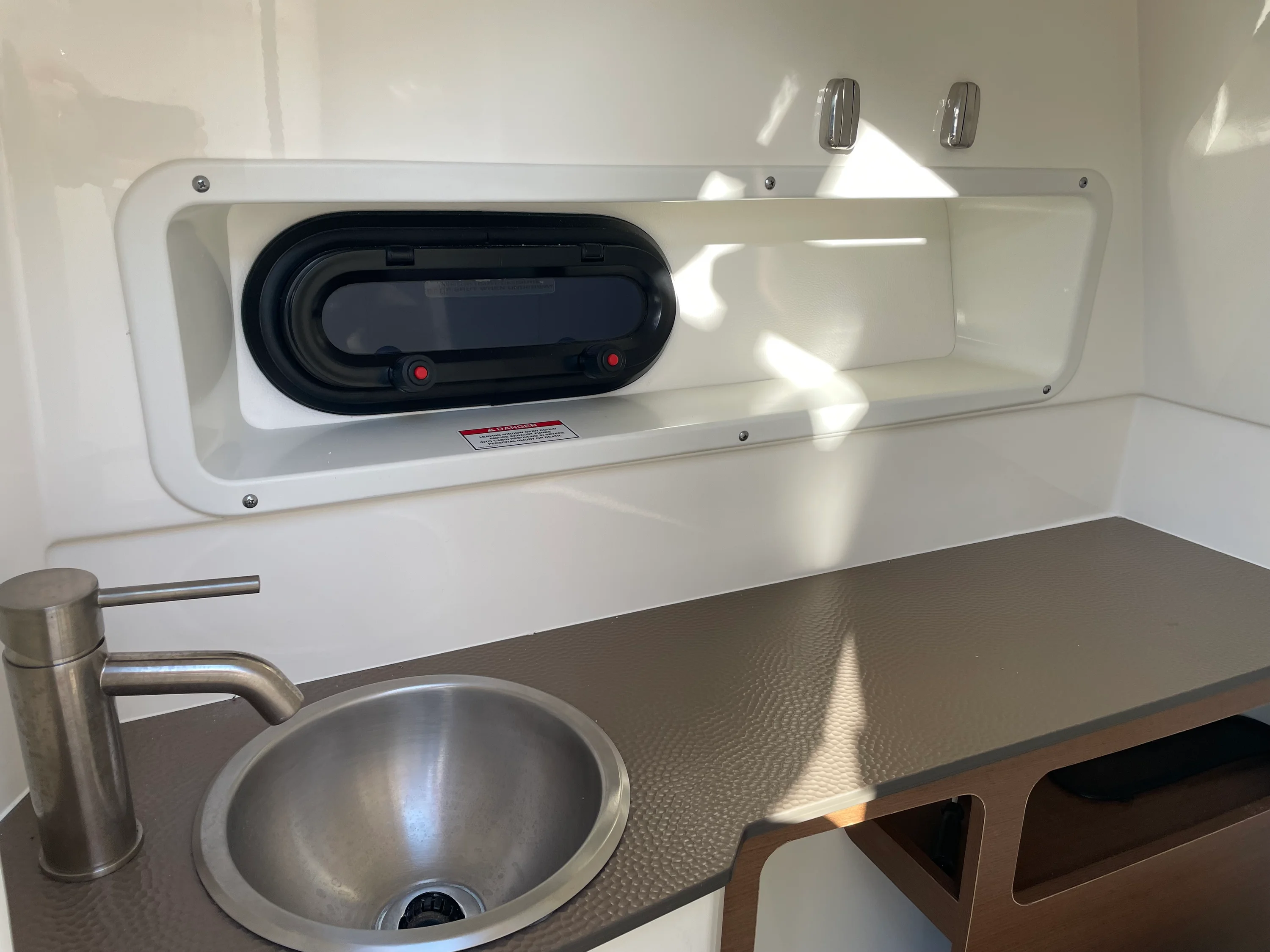 2018 Sea Ray 270 SUNDECK Image Thumbnail #35