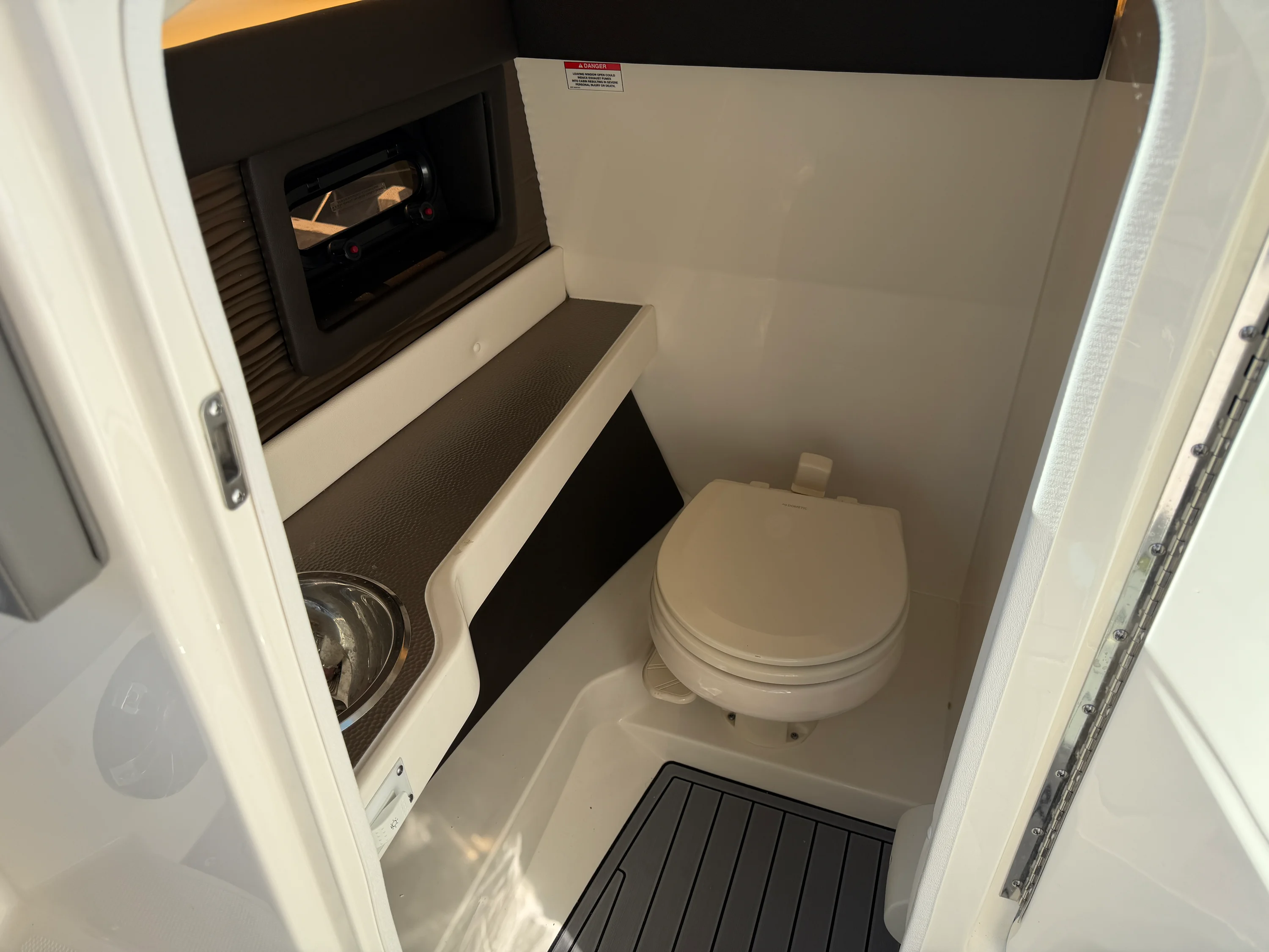2021 Sea Ray 280 SLX Image Thumbnail #17