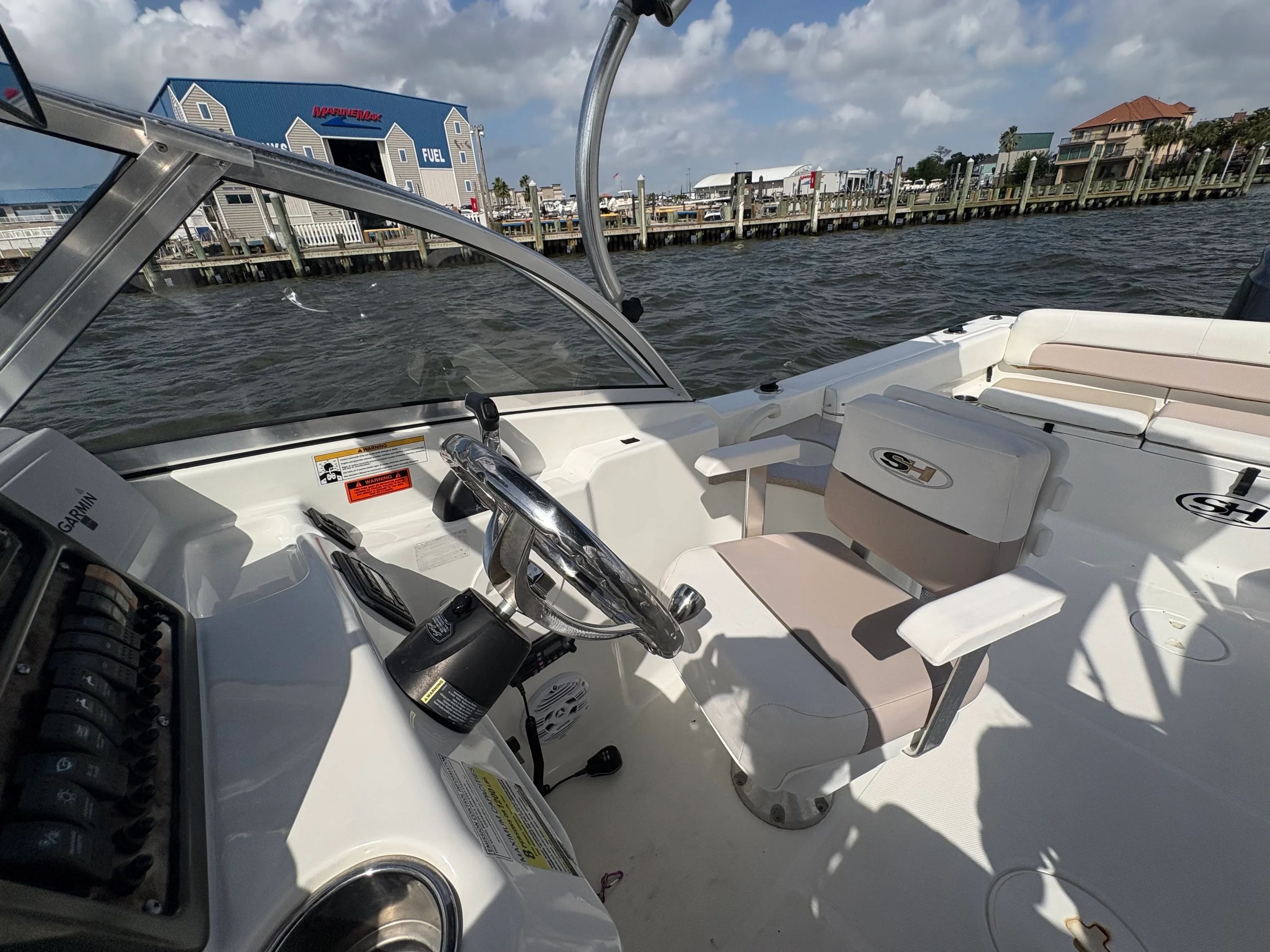 2013 Sea Hunt ESCAPE 234 LE Image Thumbnail #26