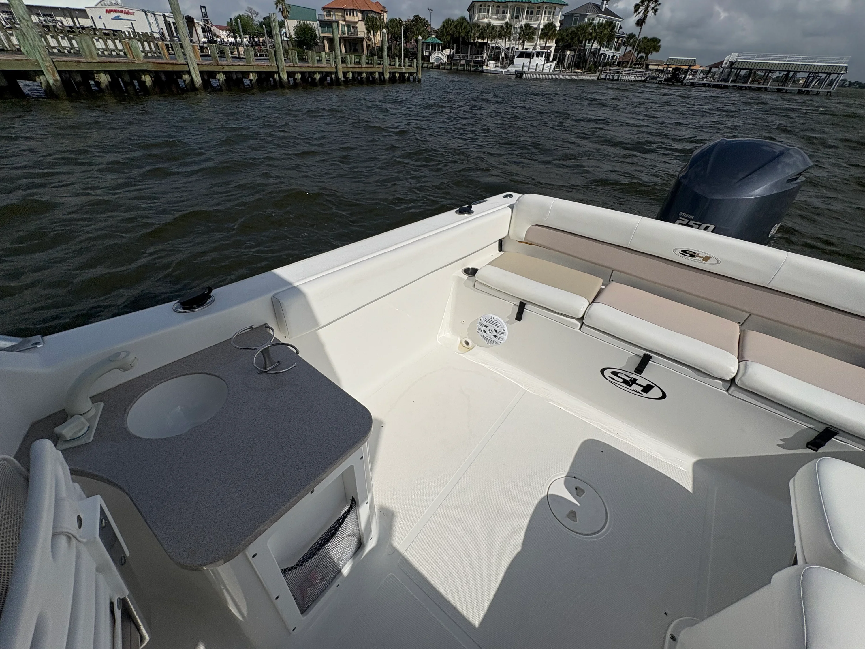 2013 Sea Hunt ESCAPE 234 LE Image Thumbnail #37