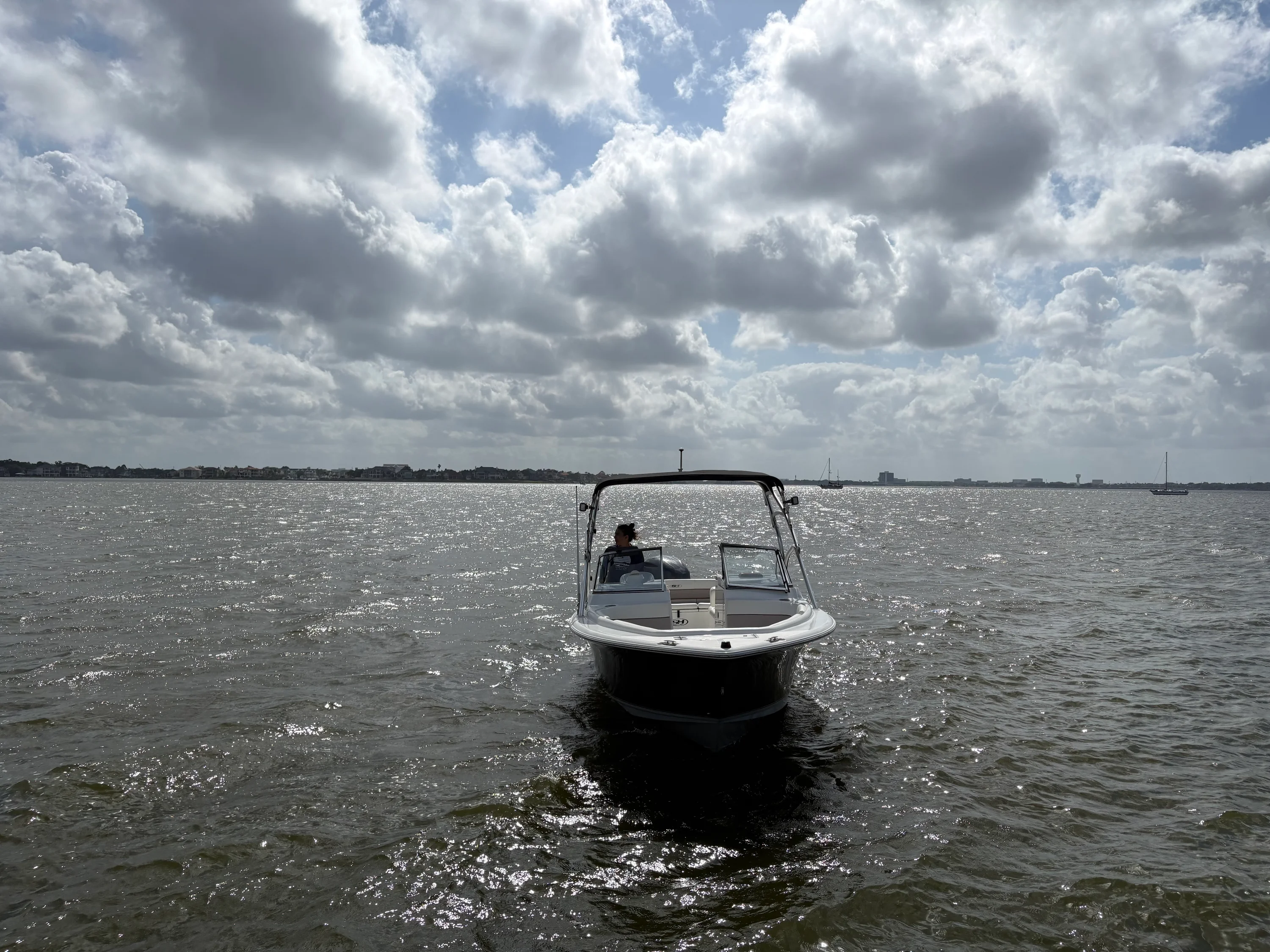 2013 Sea Hunt ESCAPE 234 LE Image Thumbnail #2