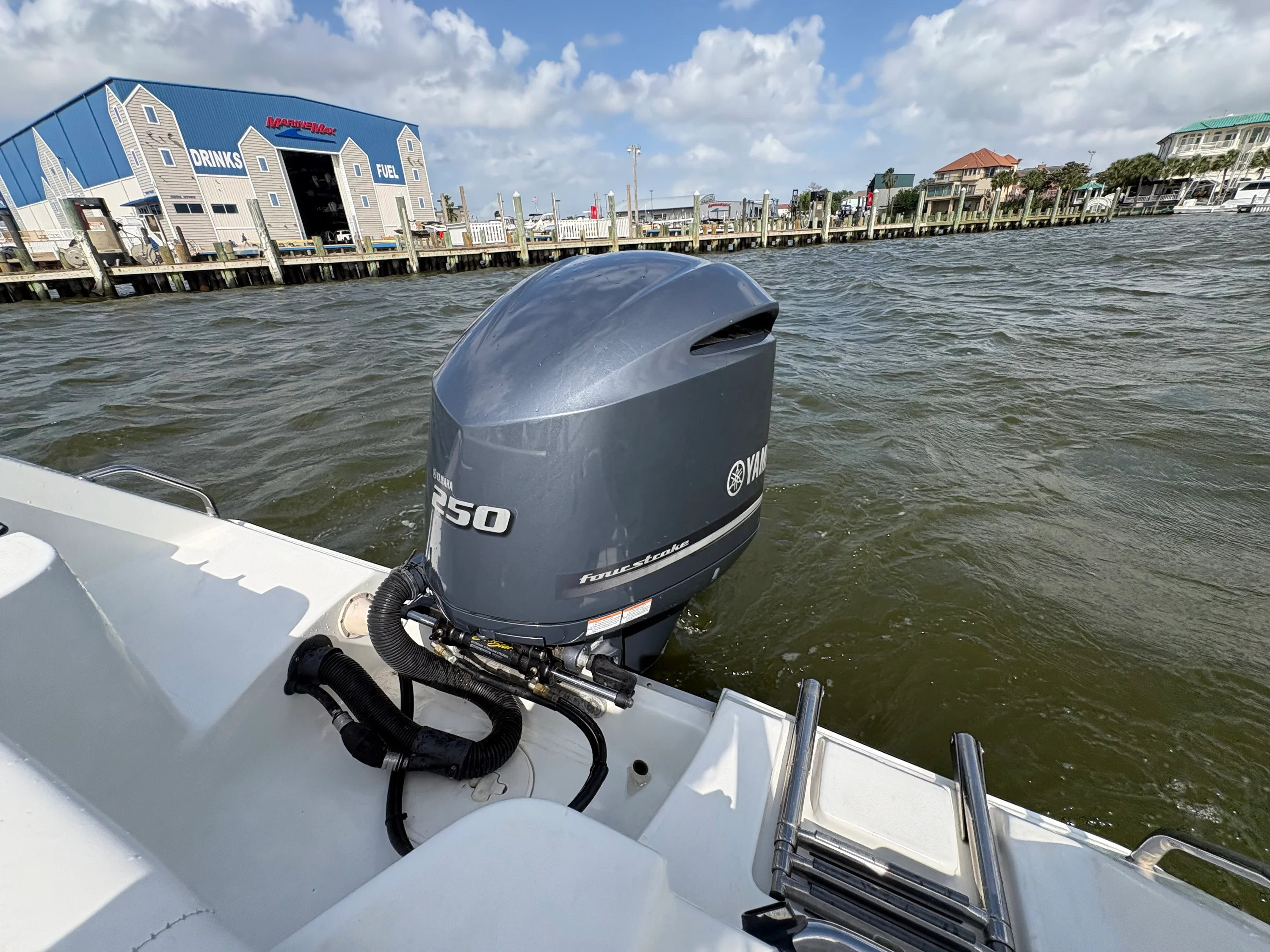 2013 Sea Hunt ESCAPE 234 LE Image Thumbnail #23