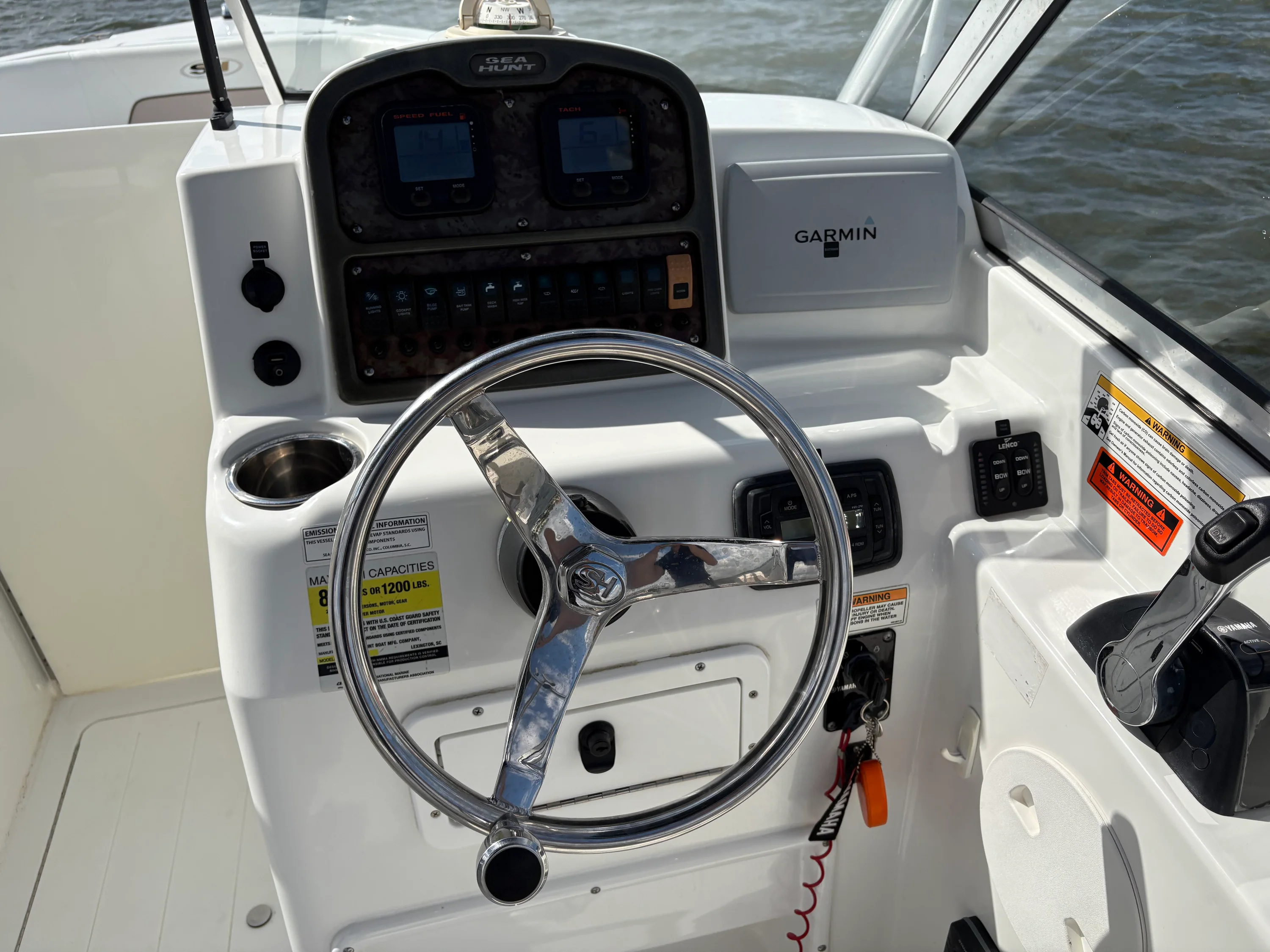 2013 Sea Hunt ESCAPE 234 LE Image Thumbnail #29