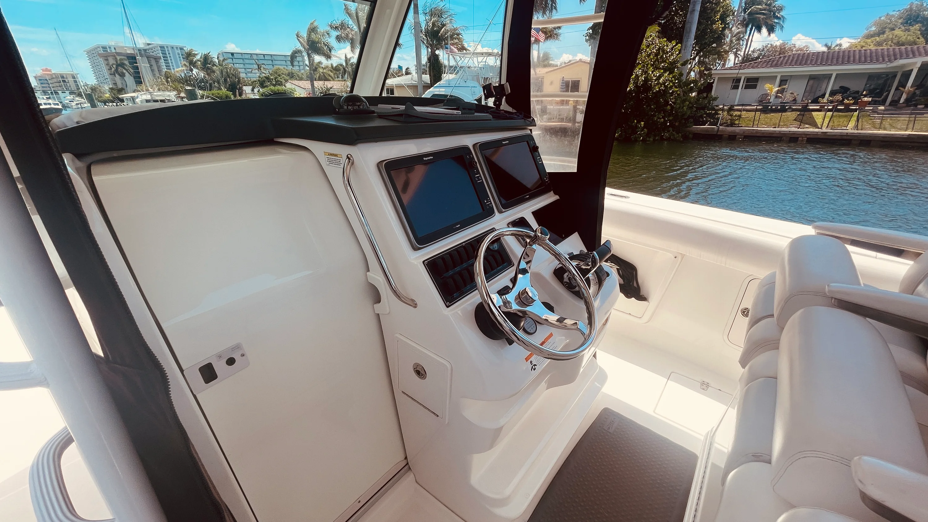 2013 Boston Whaler 370 OUTRAGE Image Thumbnail #24