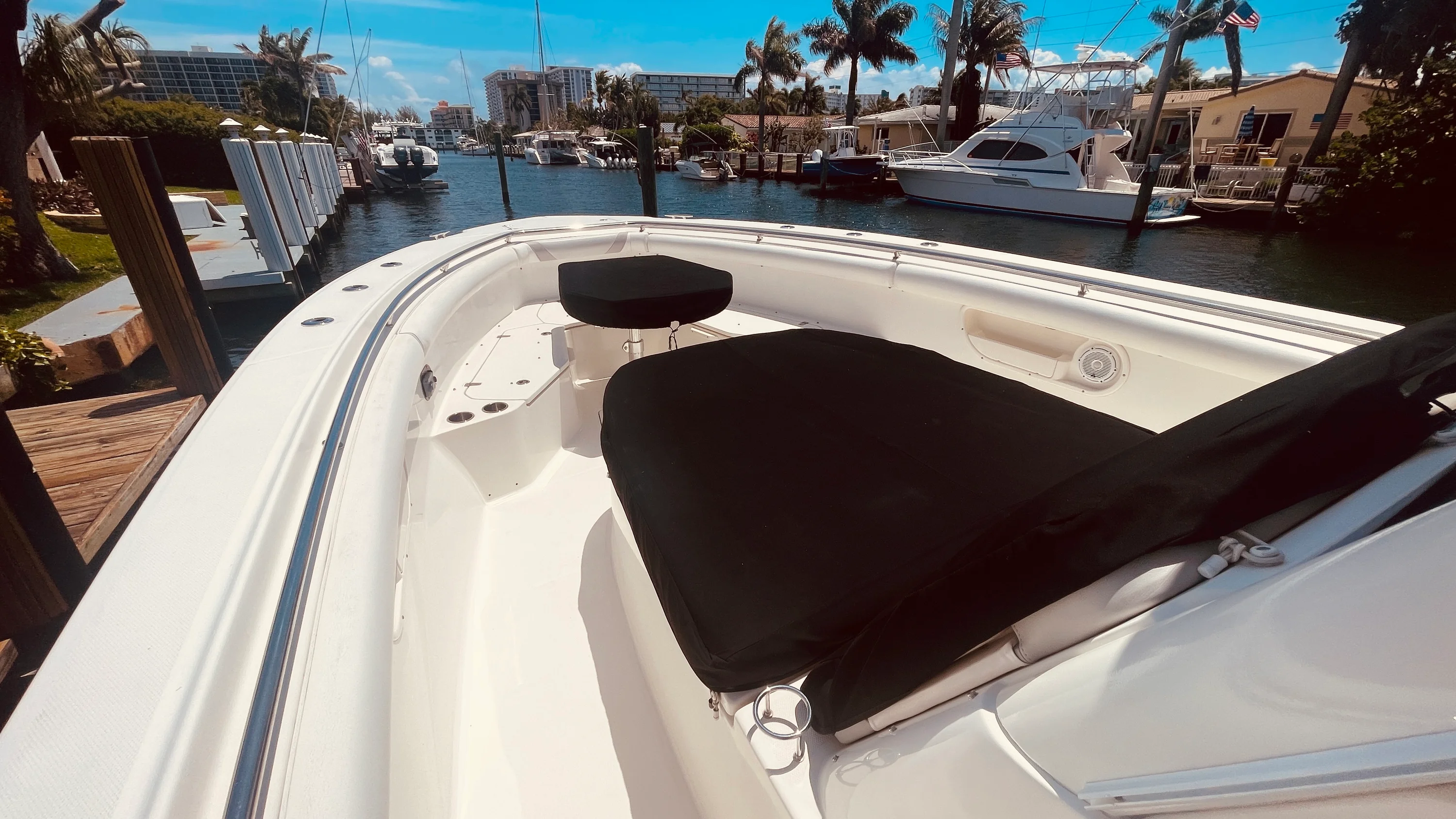 2013 Boston Whaler 370 OUTRAGE Image Thumbnail #6