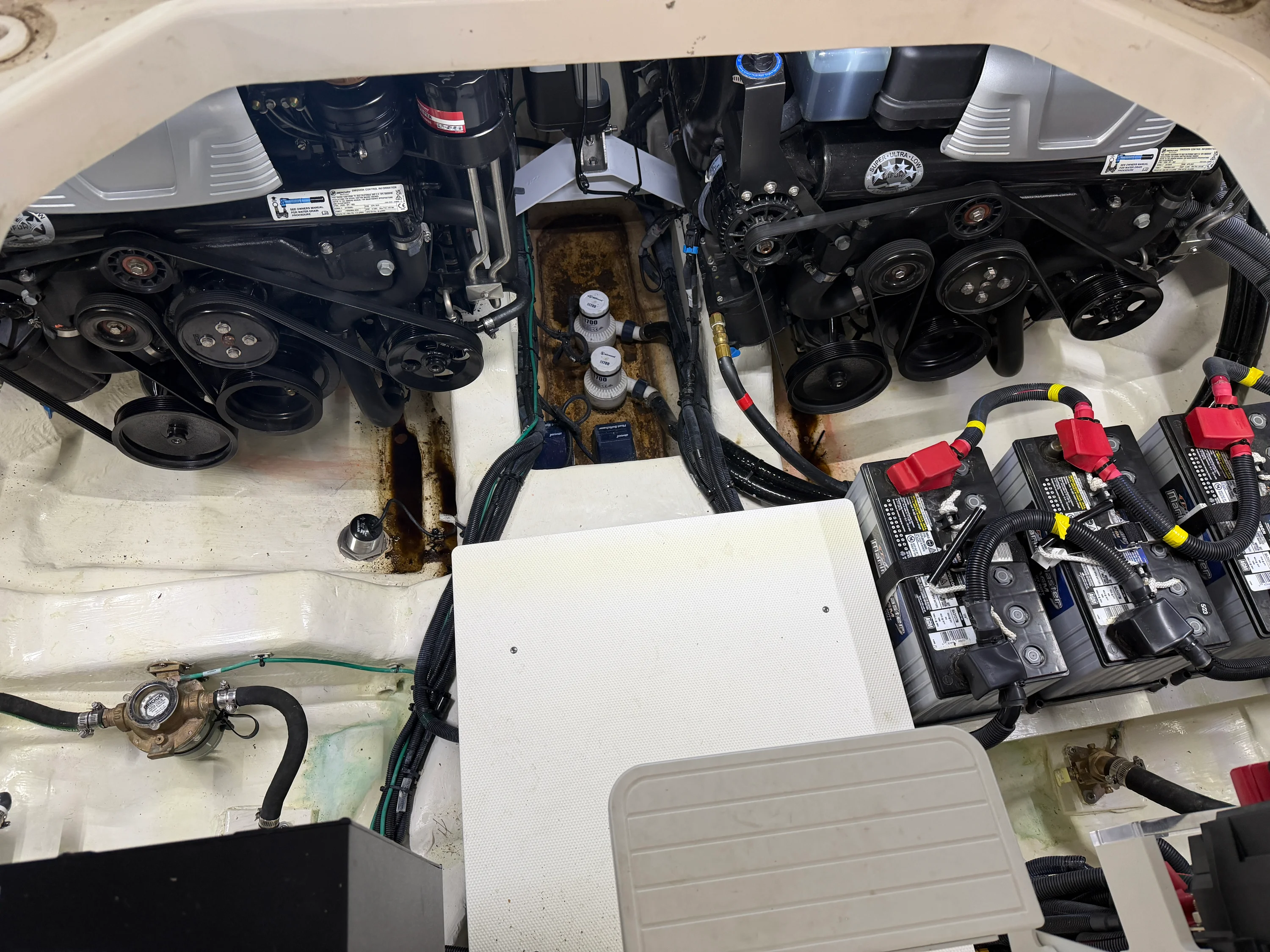 2023 Sea Ray 370 DA Image Thumbnail #27
