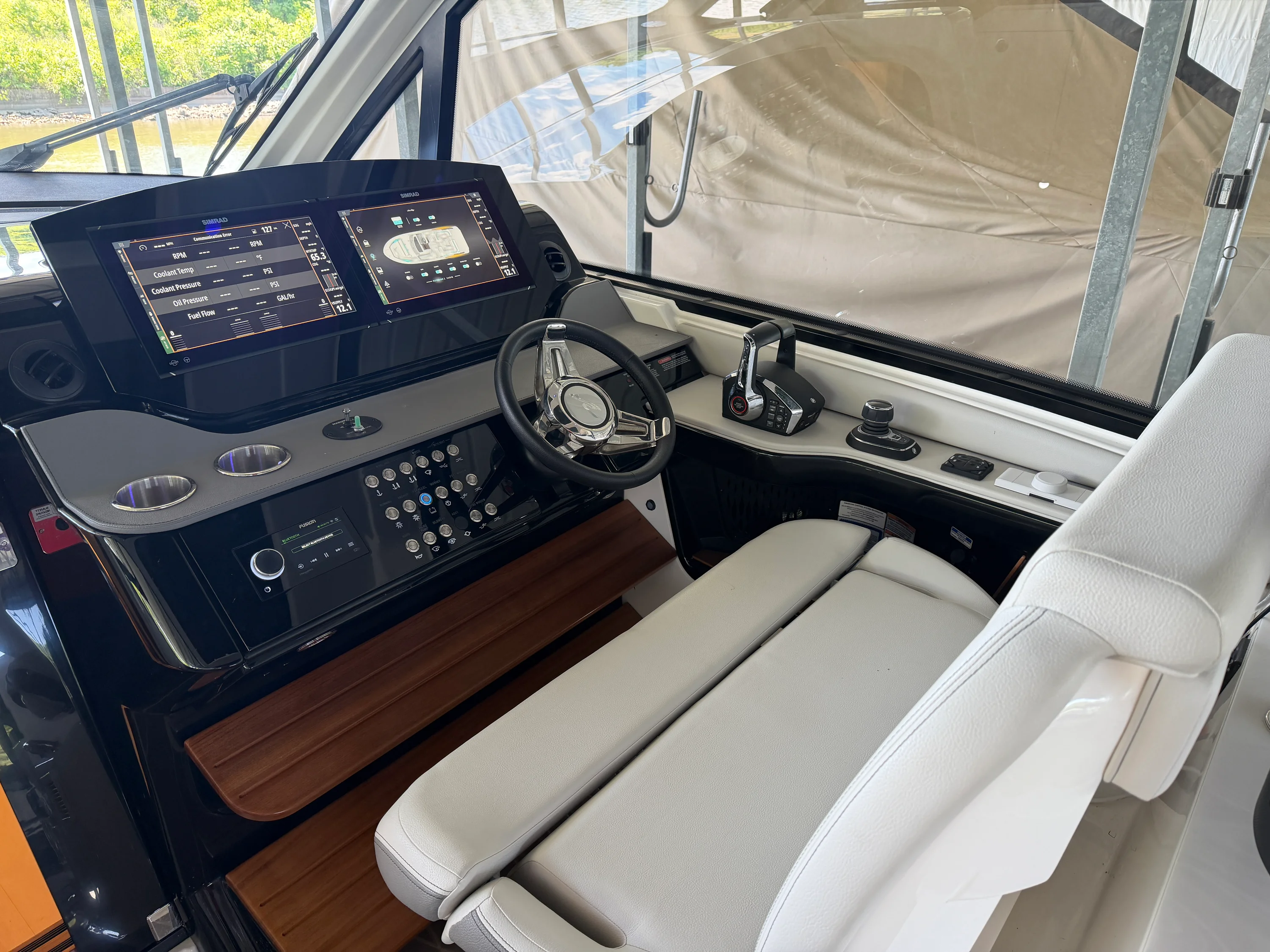 2023 Sea Ray 370 DA Image Thumbnail #14