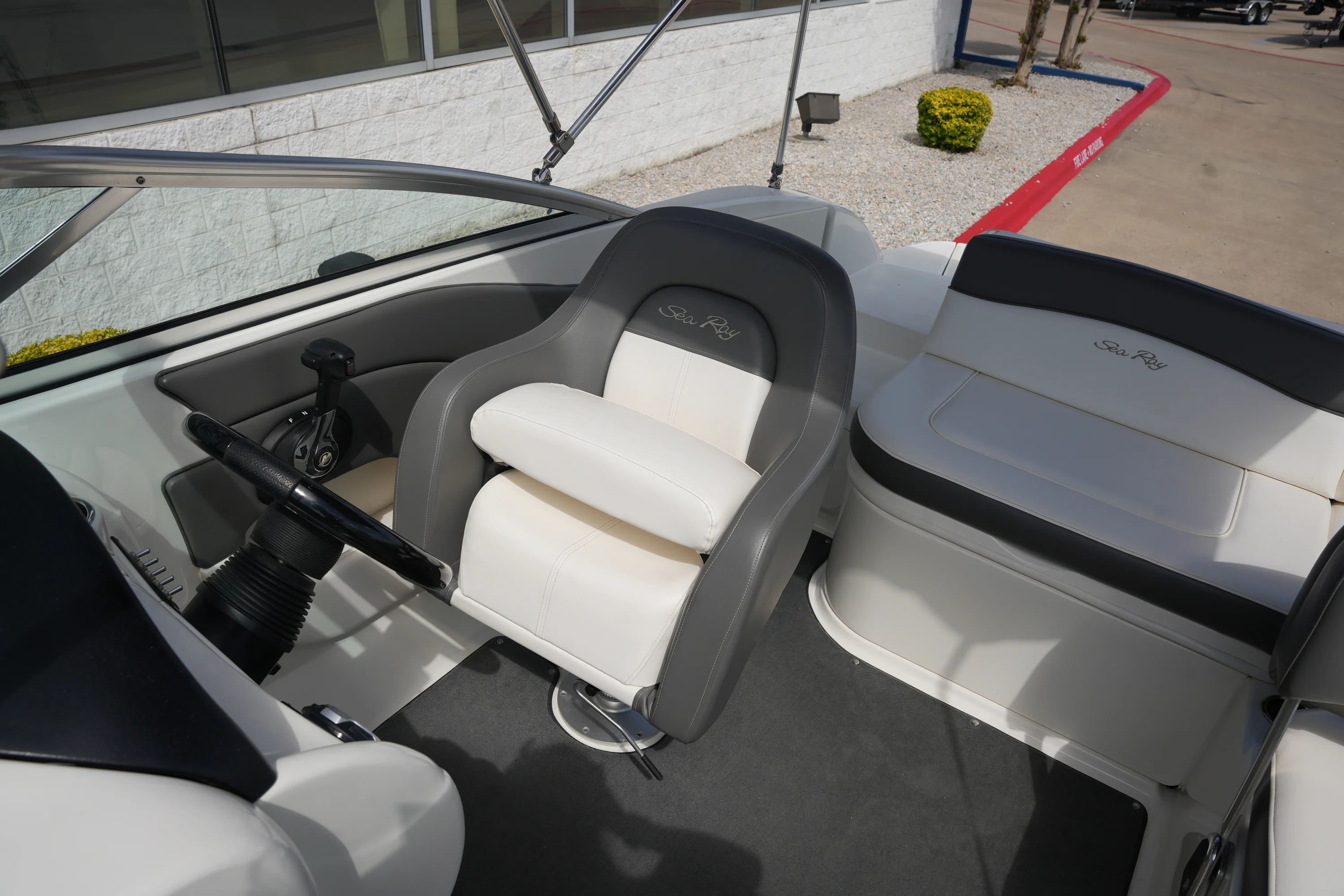 2011 Sea Ray 200 Sundeck Image Thumbnail #16