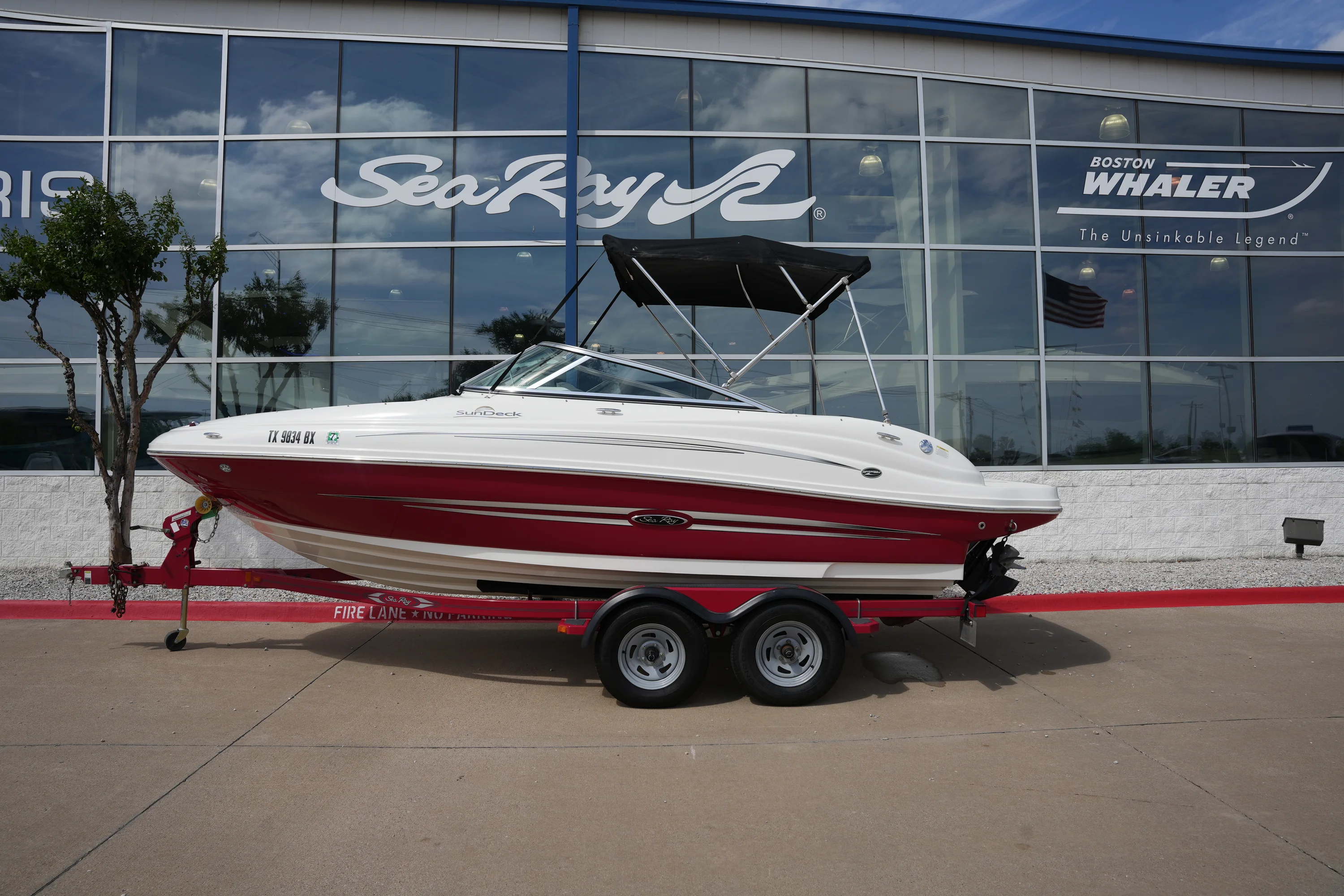 2011 Sea Ray 200 Sundeck Image Thumbnail #0