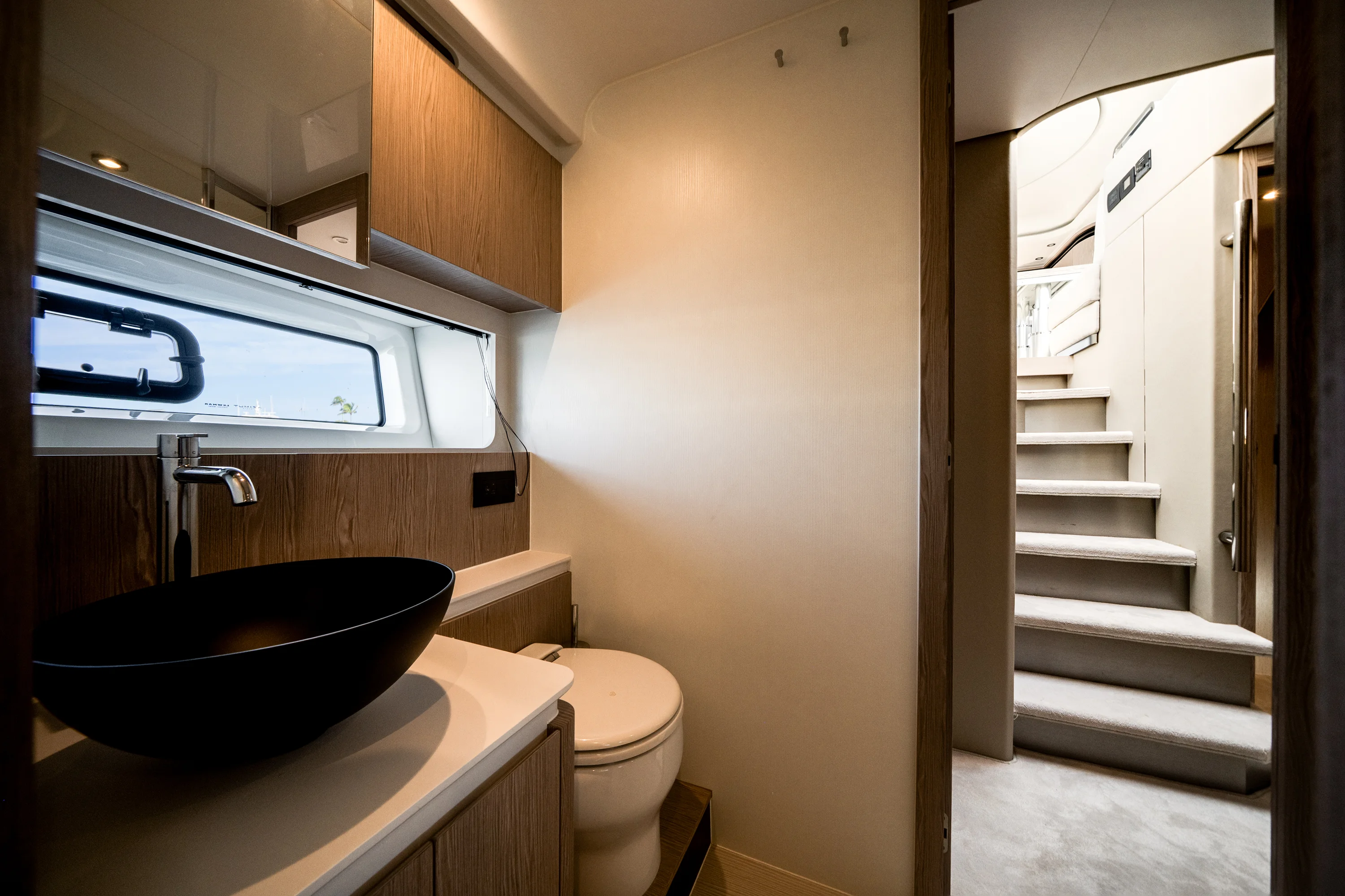 2024 Azimut 53 FLY Image Thumbnail #28