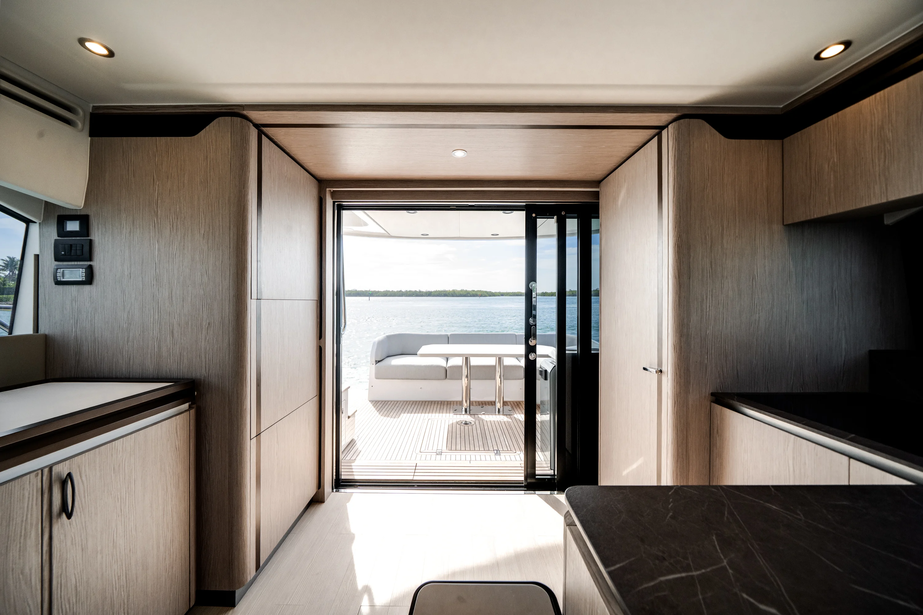 2024 Azimut 53 FLY Image Thumbnail #16