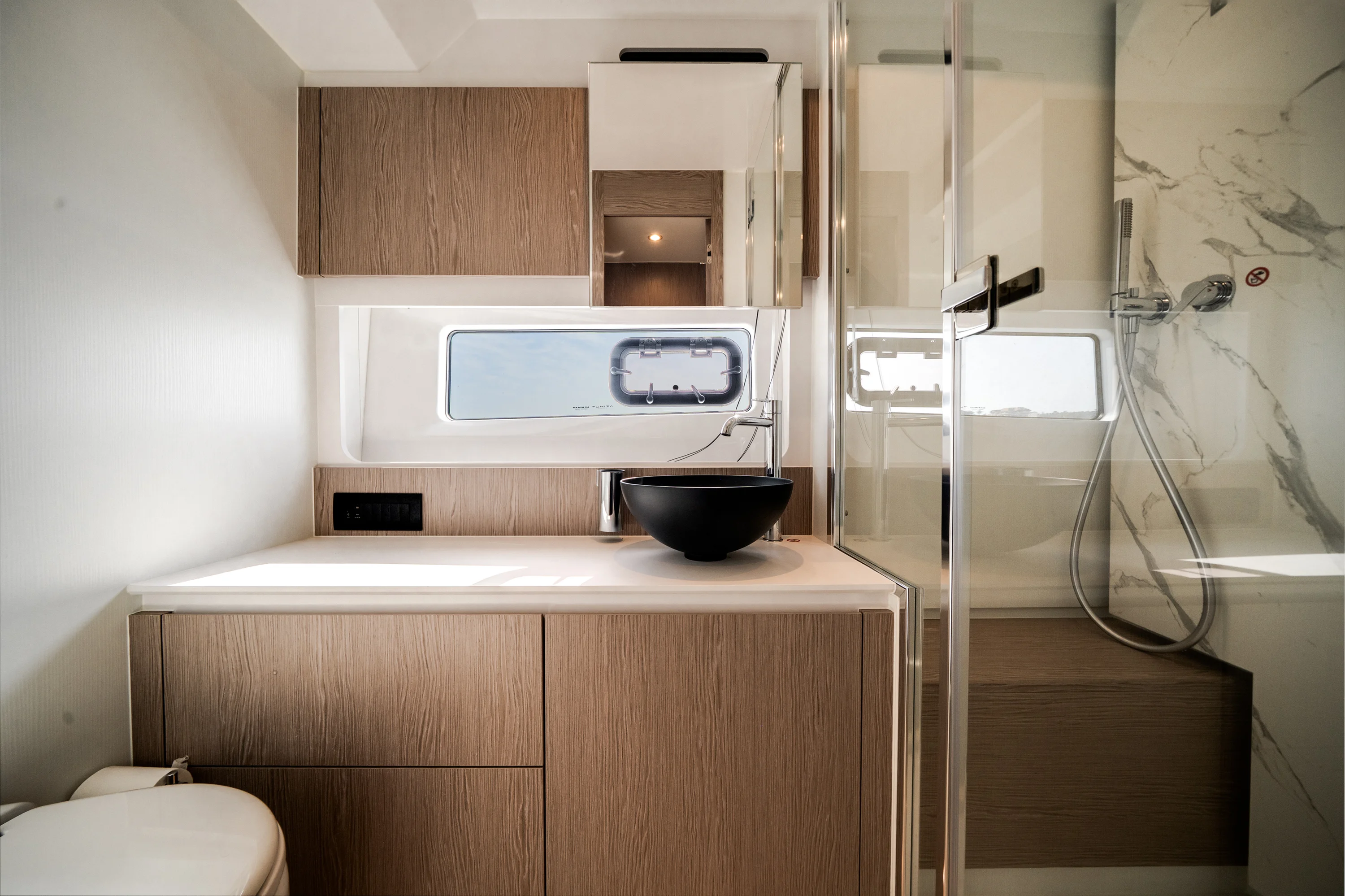 2024 Azimut 53 FLY Image Thumbnail #41