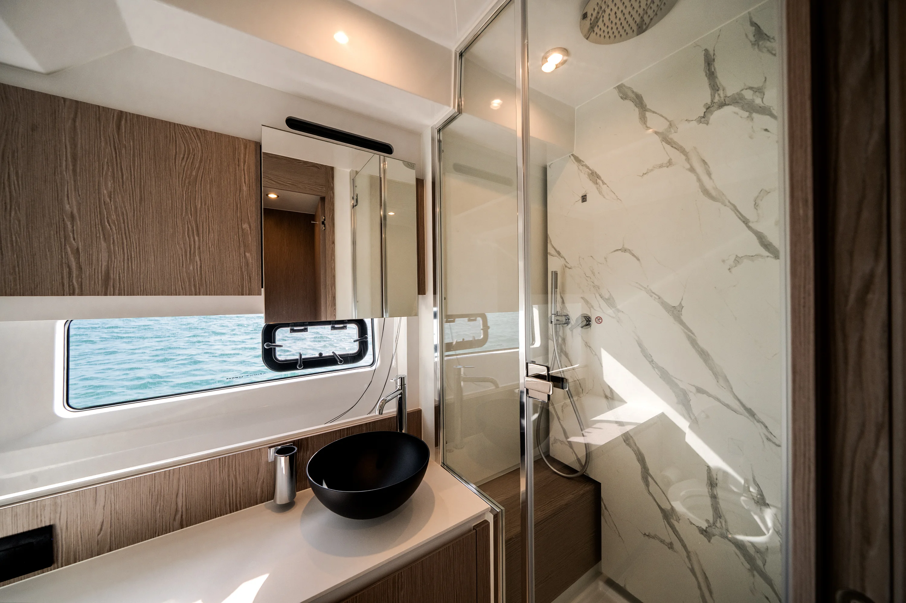 2024 Azimut 53 FLY Image Thumbnail #40