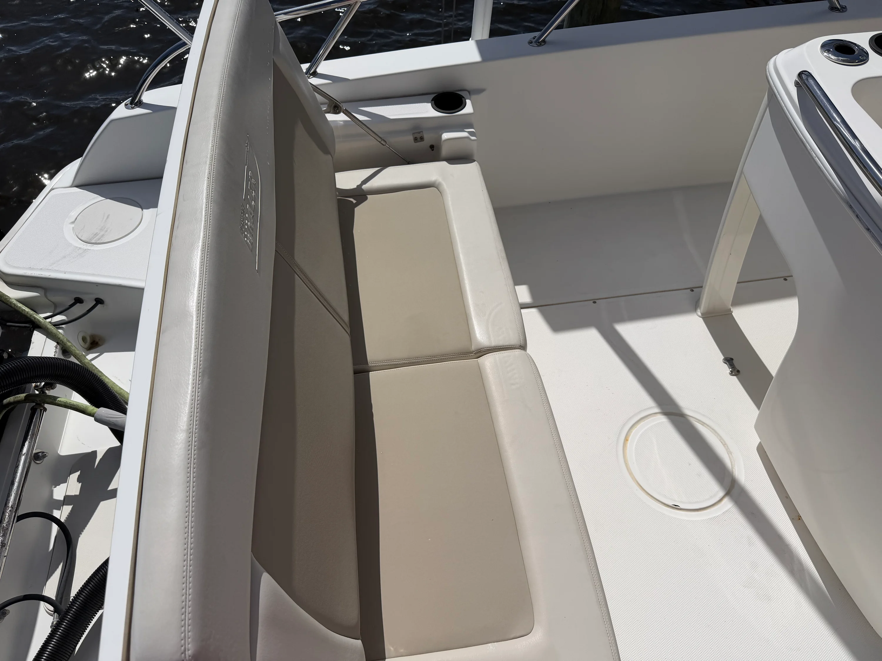 2018 Boston Whaler 270 DAUNTLESS Image Thumbnail #3