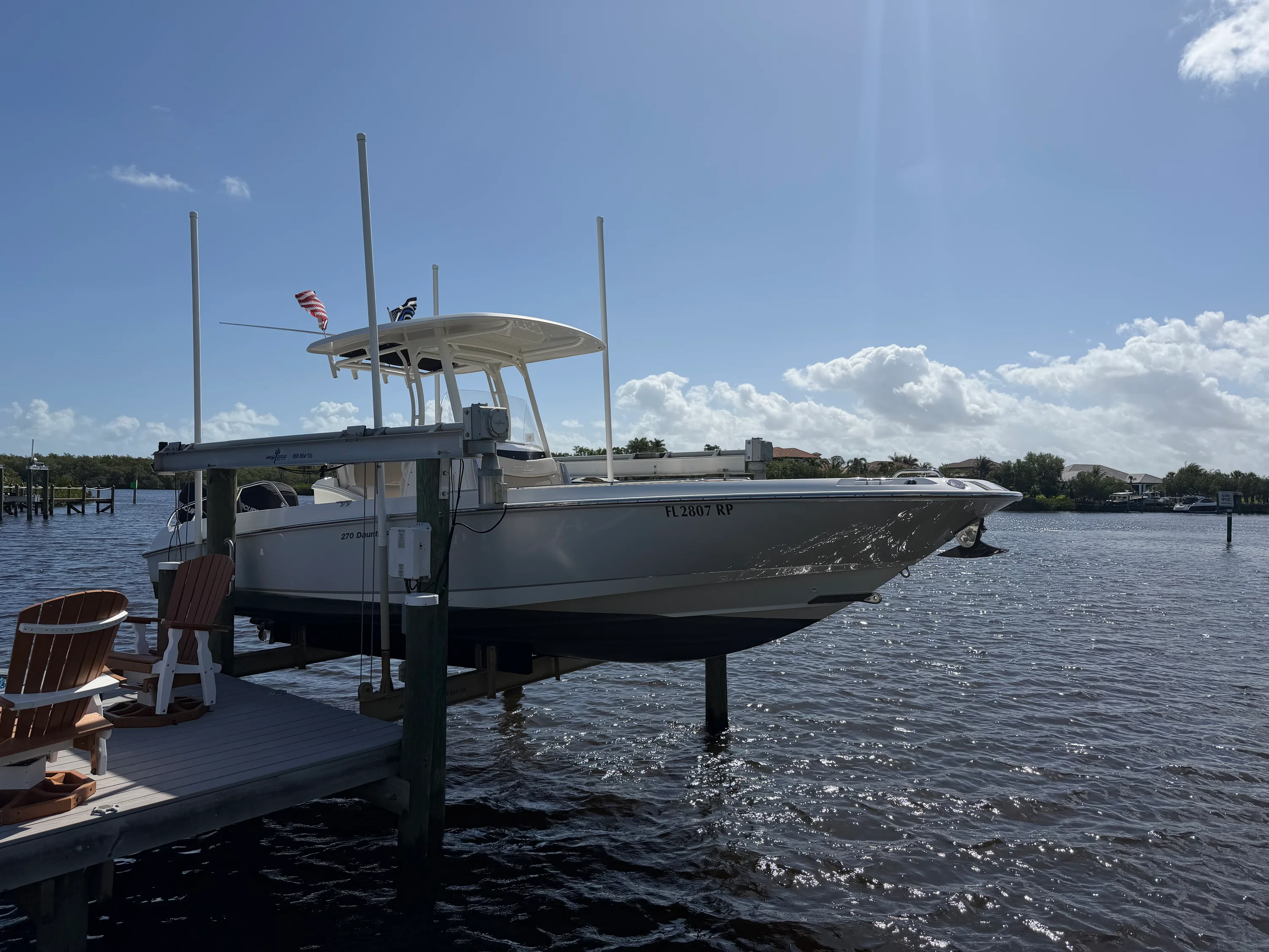 2018 Boston Whaler 270 DAUNTLESS Image Thumbnail #0