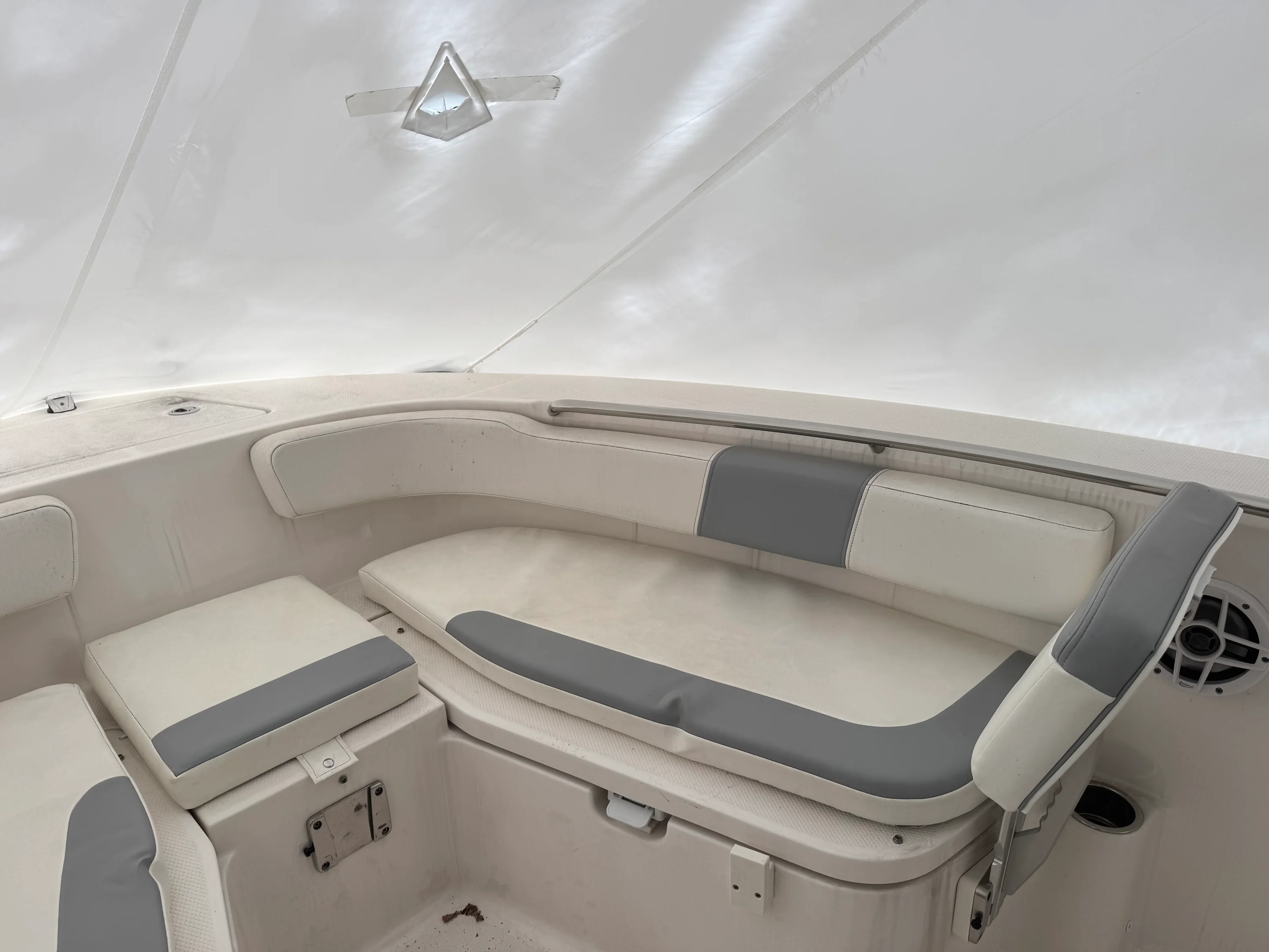 2022 Robalo R200 CC Image Thumbnail #10