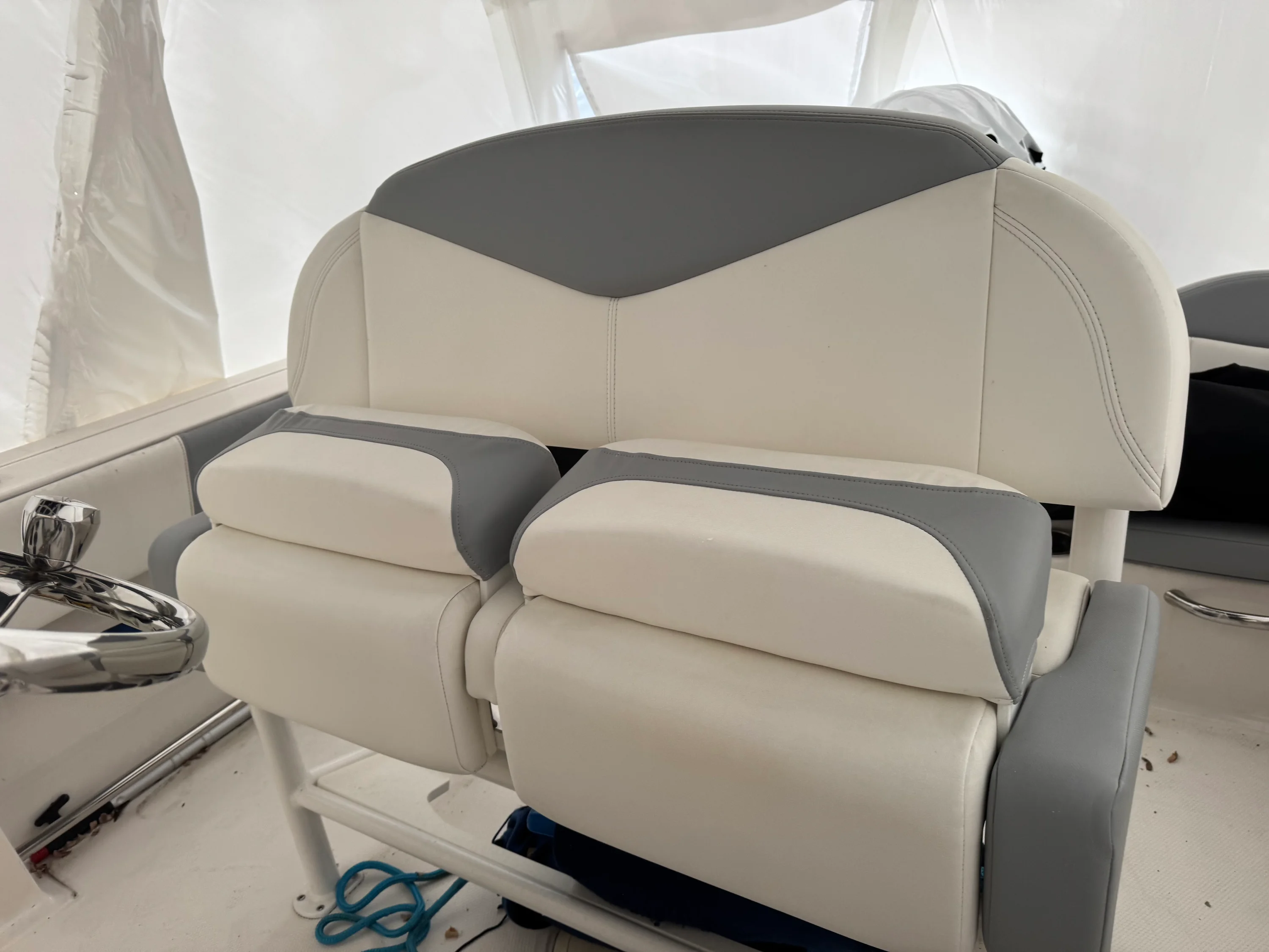 2022 Robalo R200 CC Image Thumbnail #12