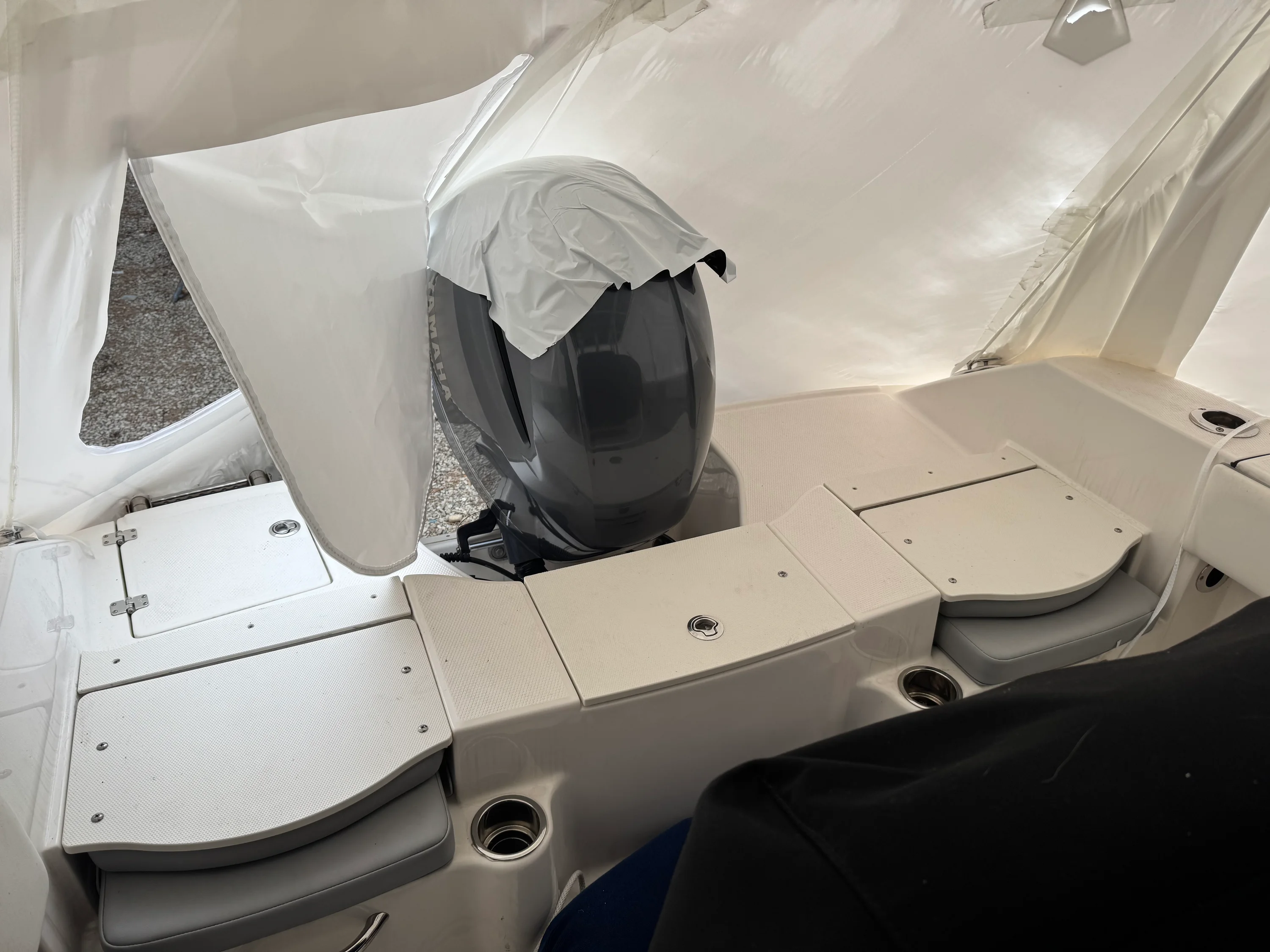 2022 Robalo R200 CC Image Thumbnail #4