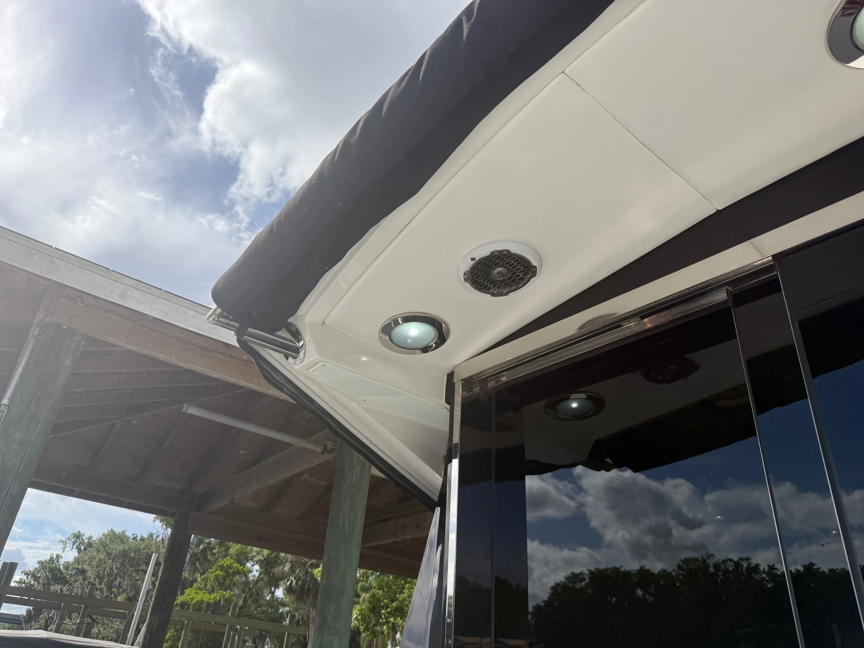 2016 Sea Ray 510 SUNDANCER Image Thumbnail #52