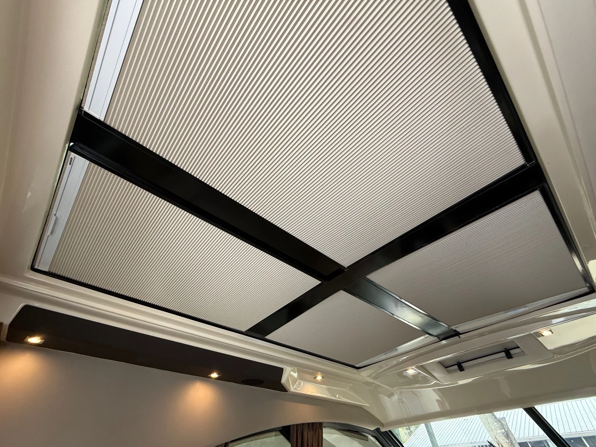 2016 Sea Ray 510 SUNDANCER Image Thumbnail #51