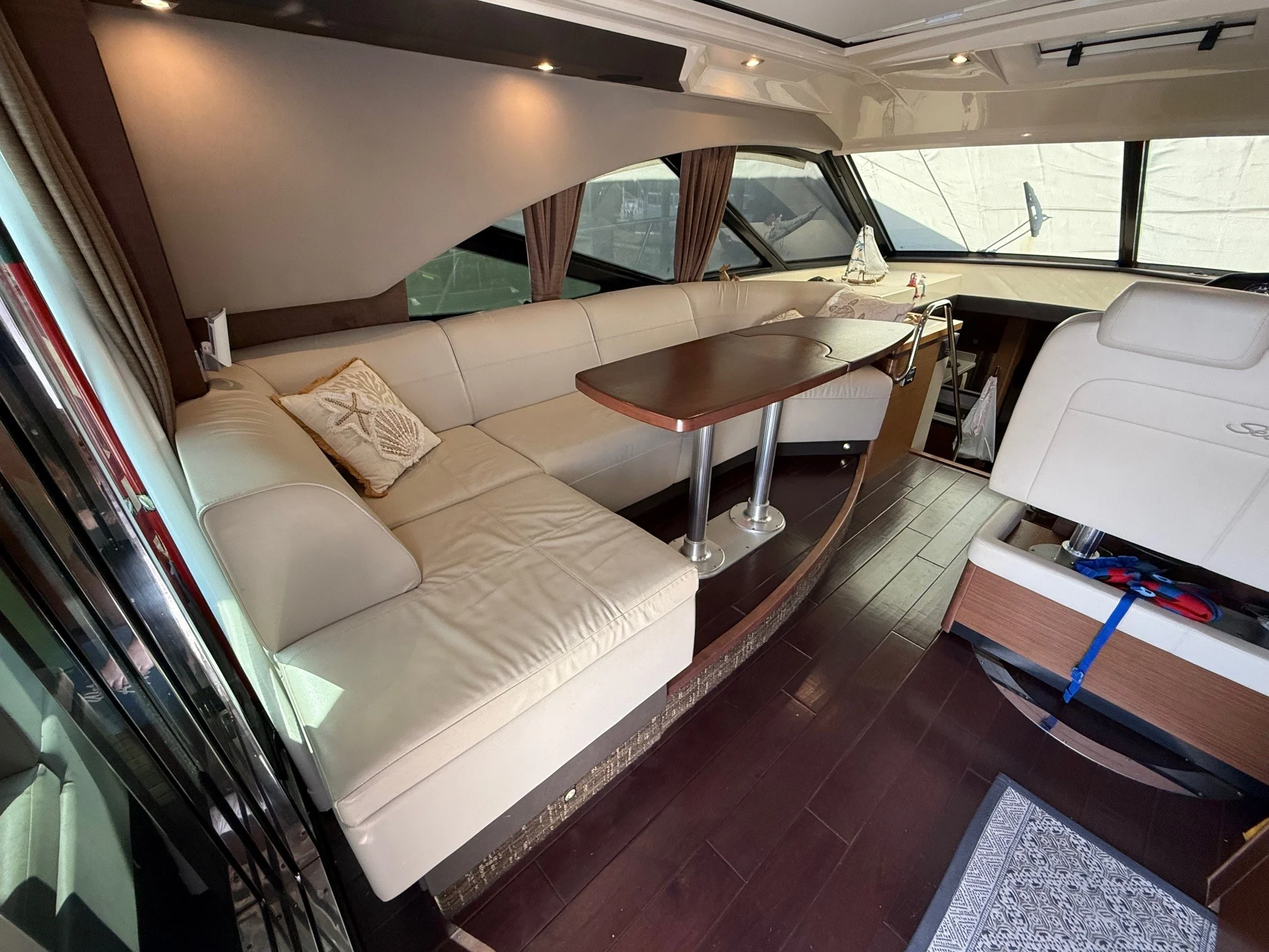 2016 Sea Ray 510 SUNDANCER Image Thumbnail #26