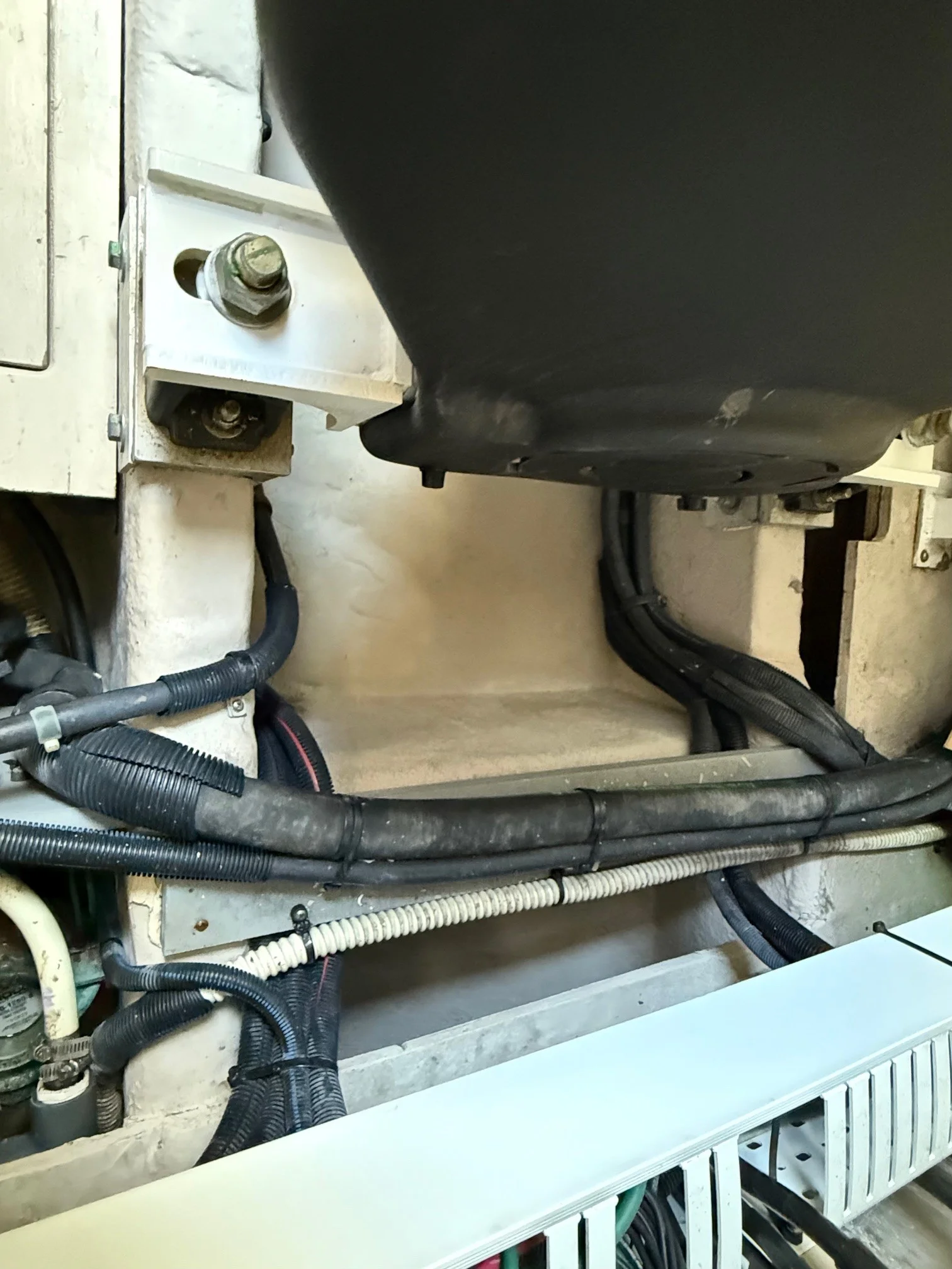 2016 Sea Ray 510 SUNDANCER Image Thumbnail #66