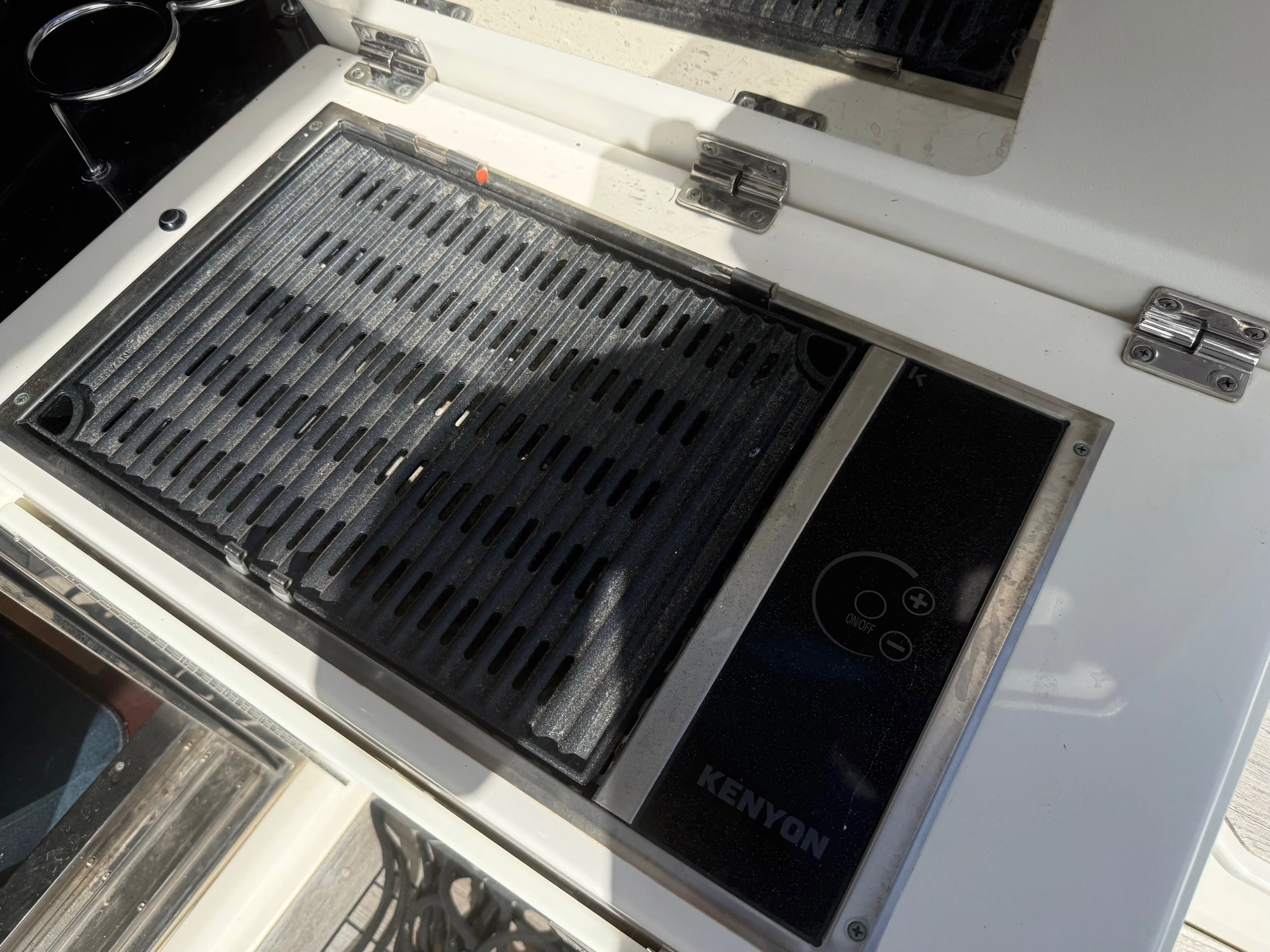 2016 Sea Ray 510 SUNDANCER Image Thumbnail #49