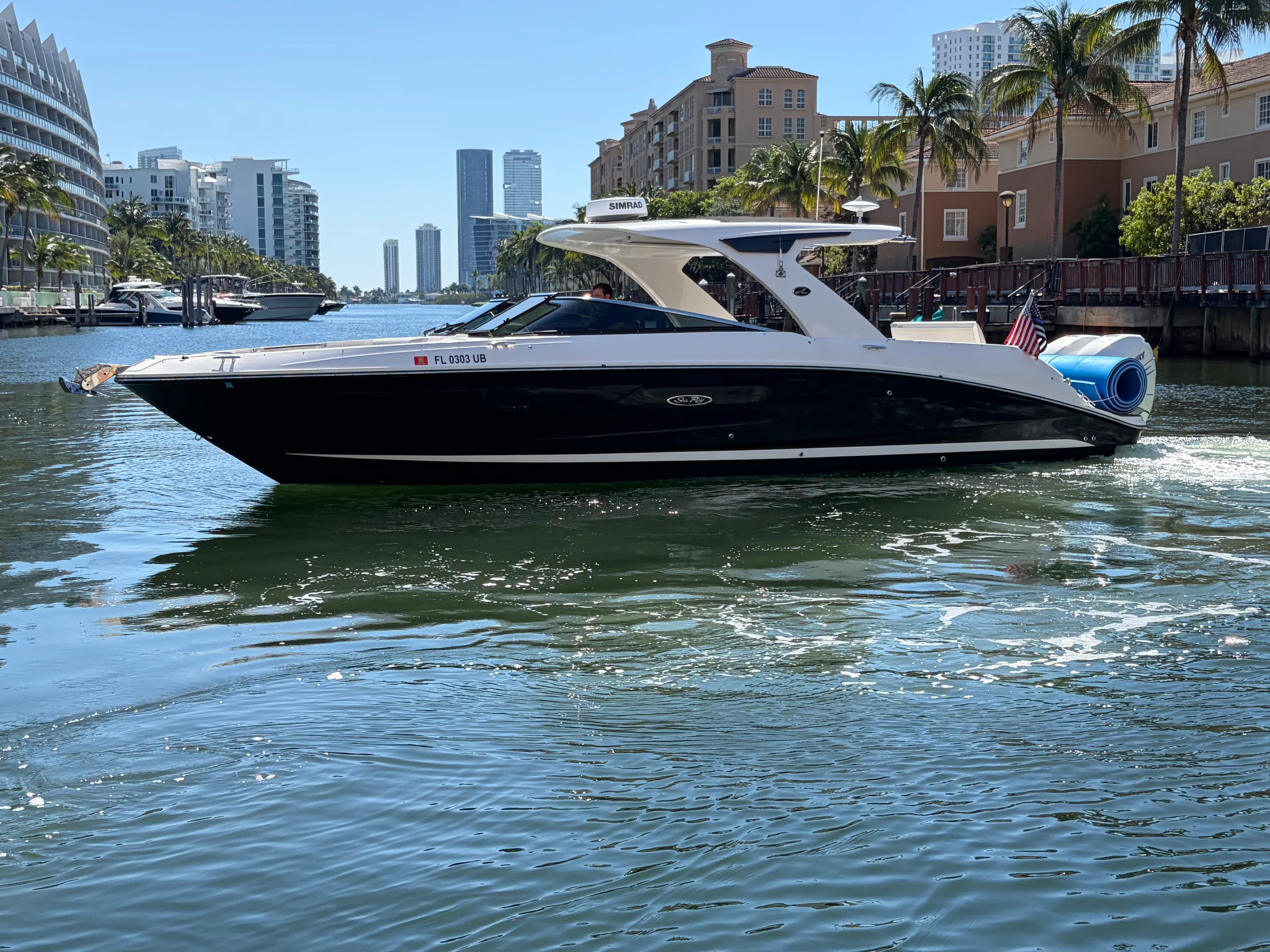 2023 Sea Ray 350 SLX OB Image Thumbnail #7